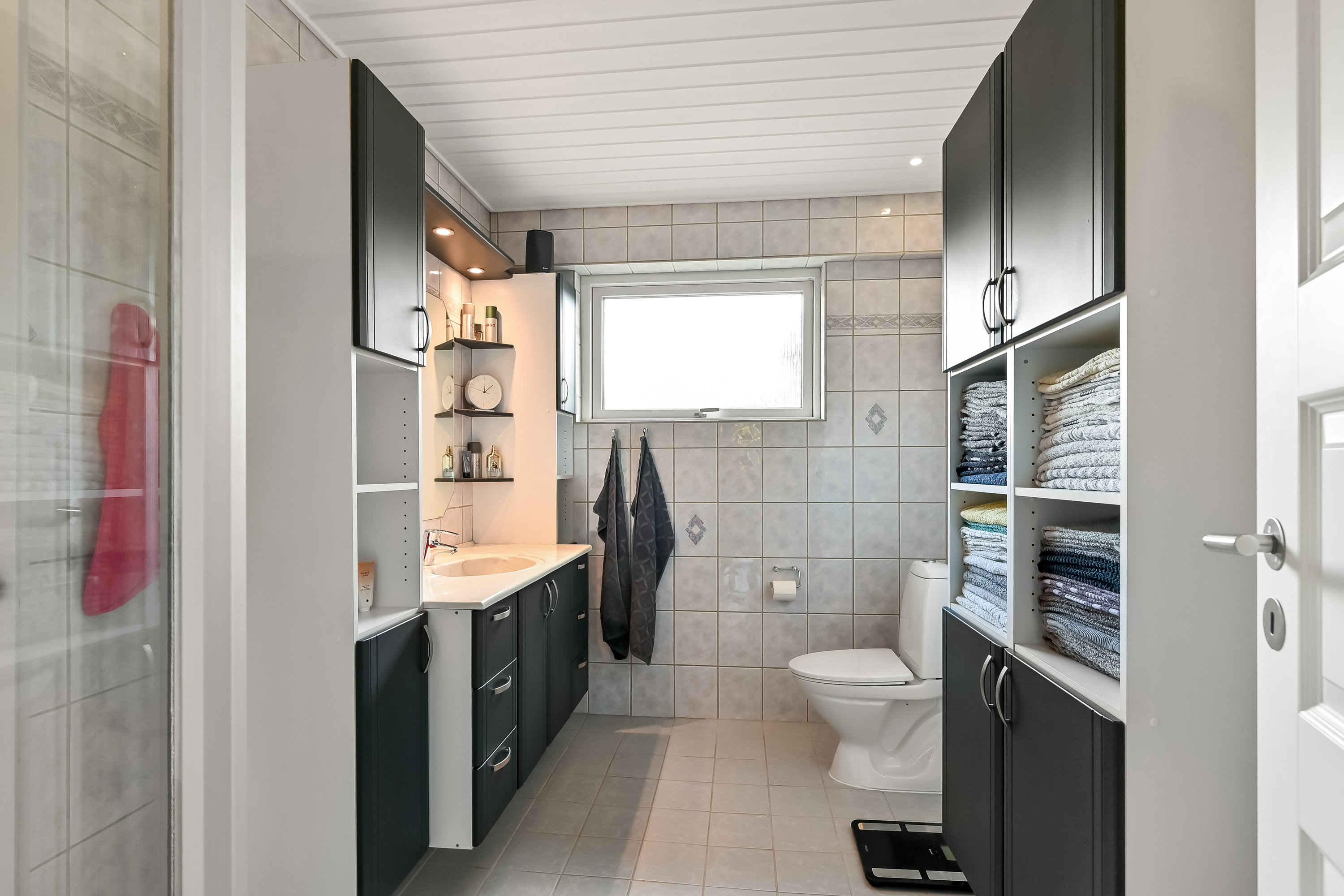 Fremhævet badeværelse billede i fuldskærmstilstand. Billede af Straussvej 11, 7400 Herning