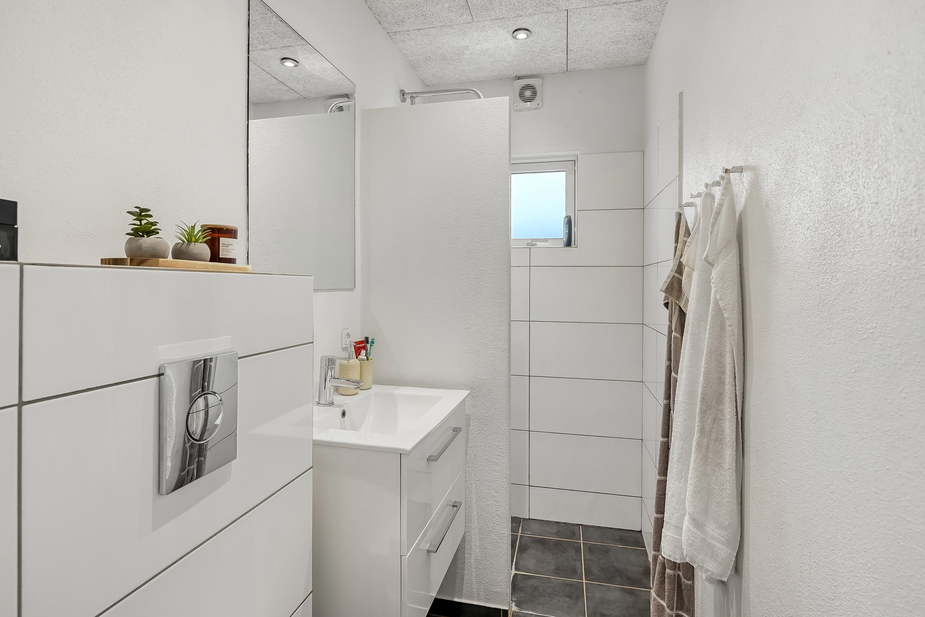 Fremhævet badeværelse billede i fuldskærmstilstand. Billede af Højlunds Alle 17, 6710 Esbjerg V