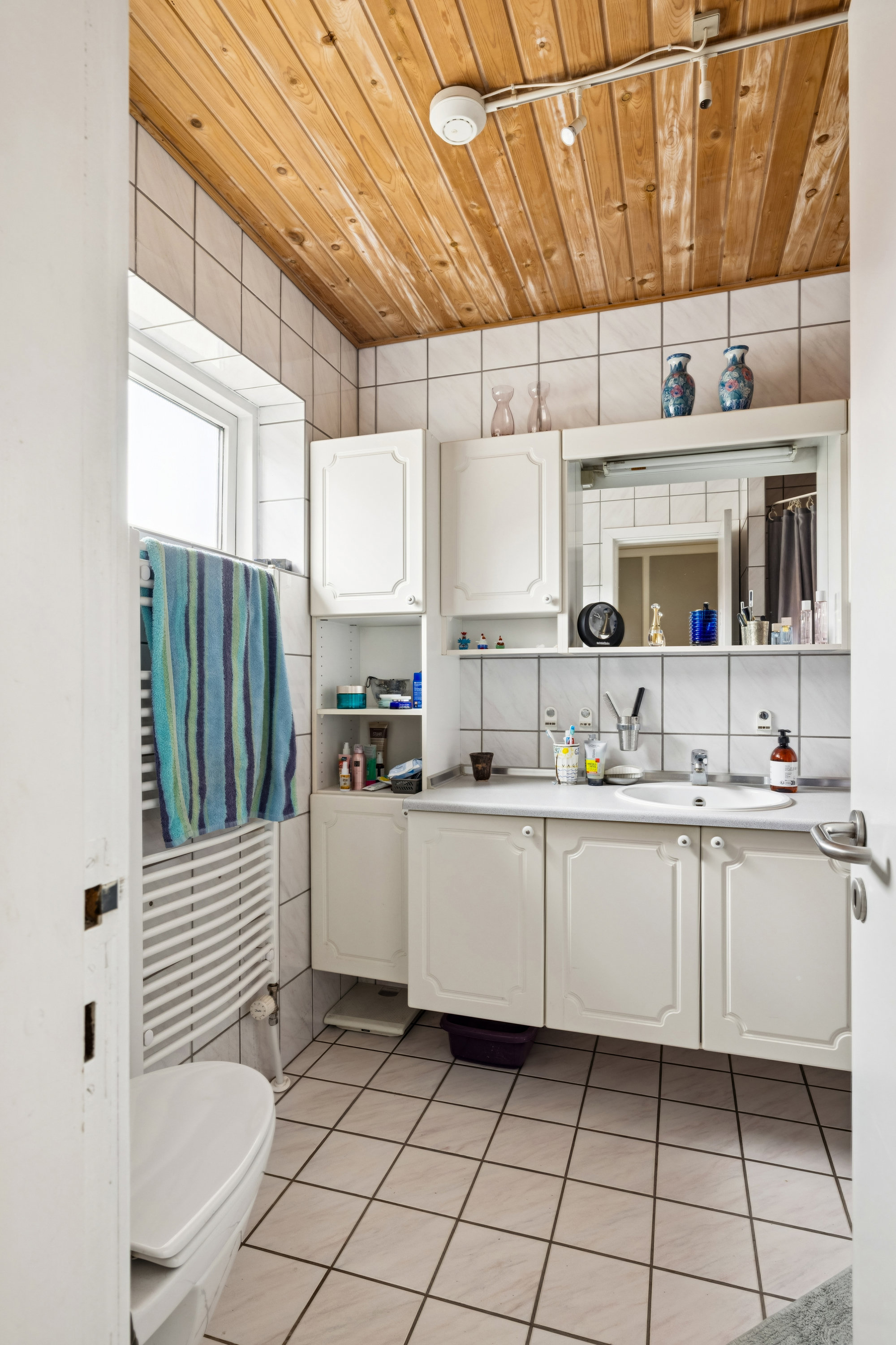 Fremhævet badeværelse billede i fuldskærmstilstand. Billede af Nygade 7, 8550 Ryomgård