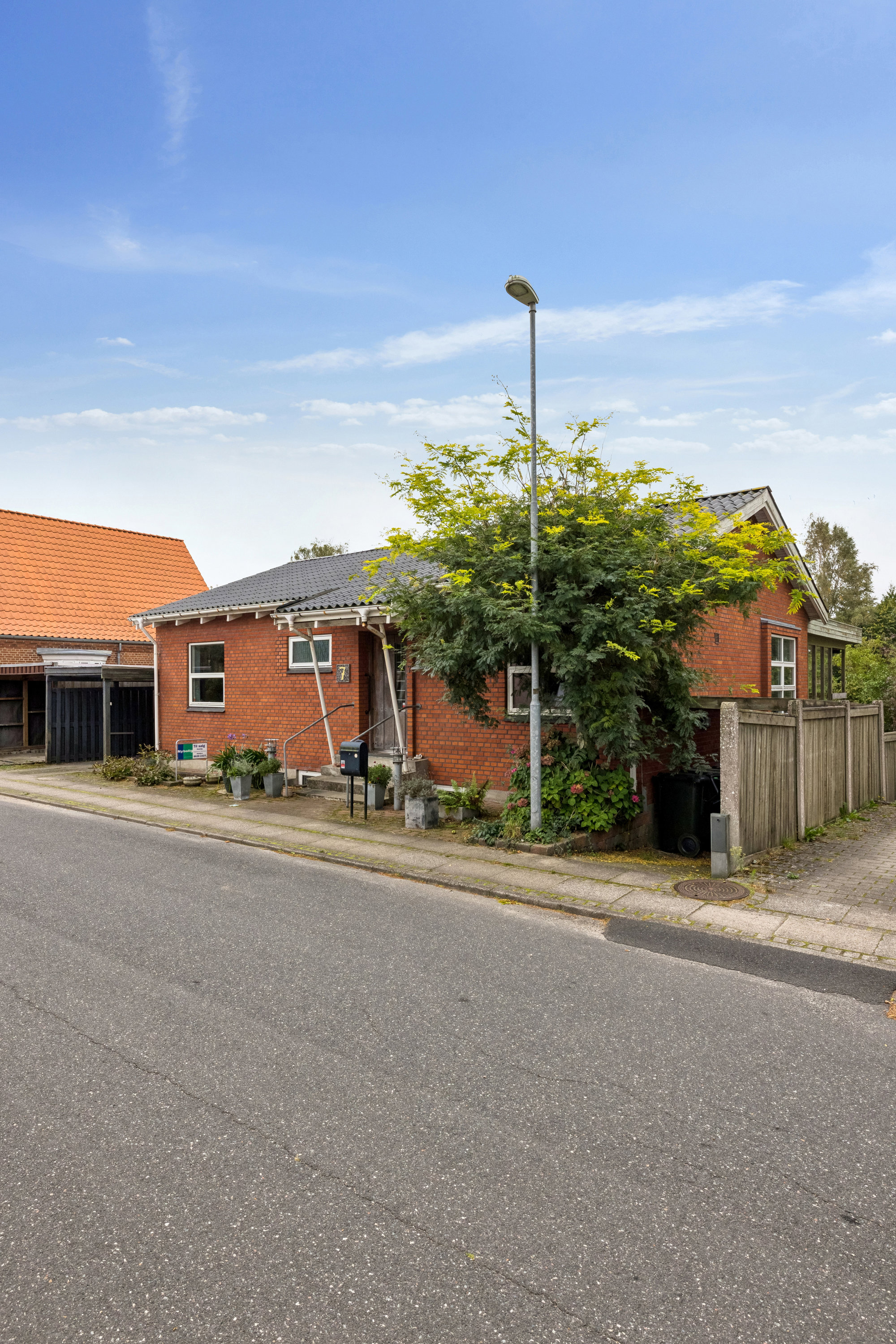 Fremhævet ejendom 1 billede i fuldskærmstilstand. Billede af Nygade 7, 8550 Ryomgård