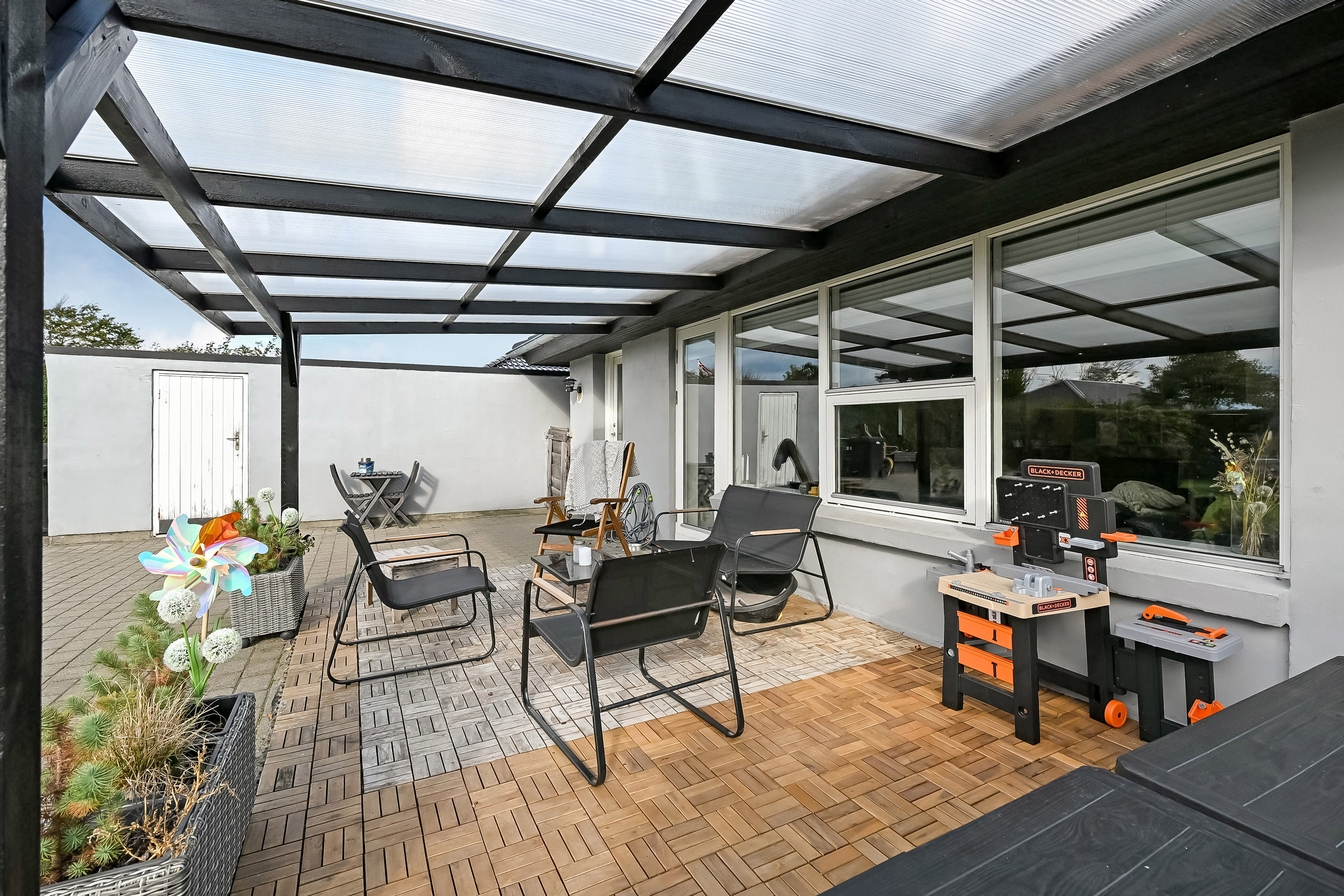 Fremhævet terrasse billede i fuldskærmstilstand. Billede af Ryttervænget 12, Hjerting, 6710 Esbjerg V