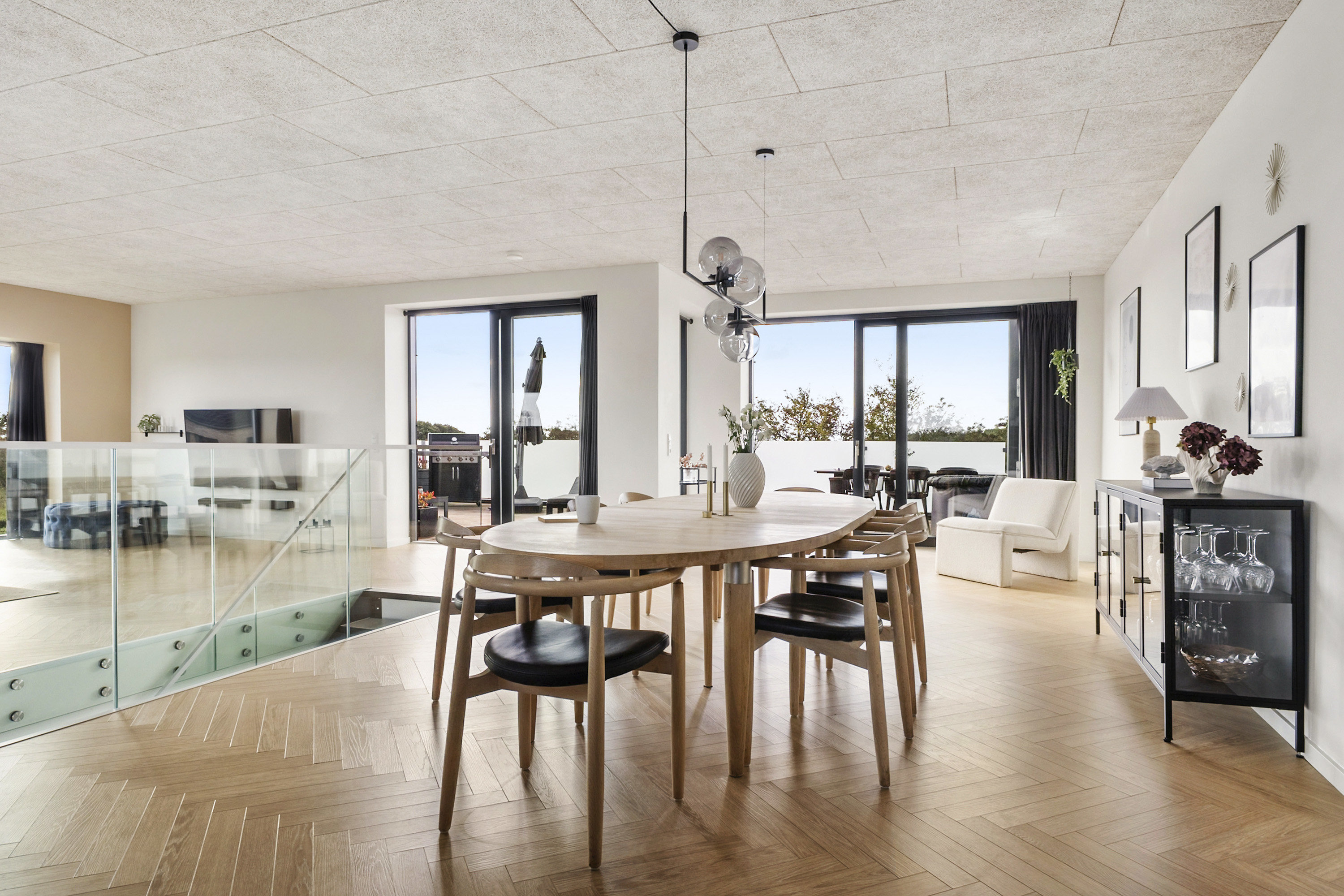 Fremhævet spisestue billede i fuldskærmstilstand. Billede af Kongevænget 80, 6600 Vejen