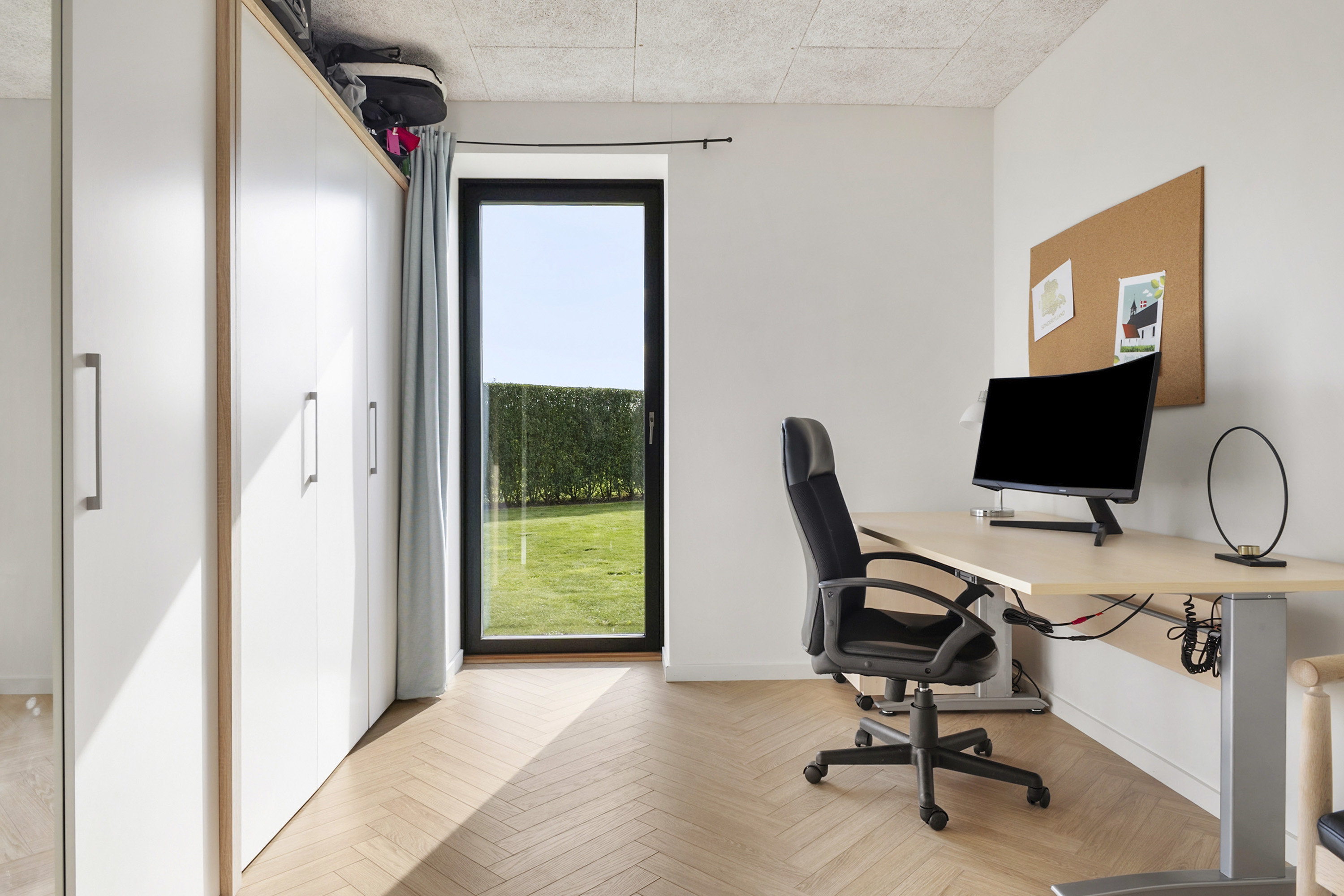 Fremhævet kontor billede i fuldskærmstilstand. Billede af Kongevænget 80, 6600 Vejen