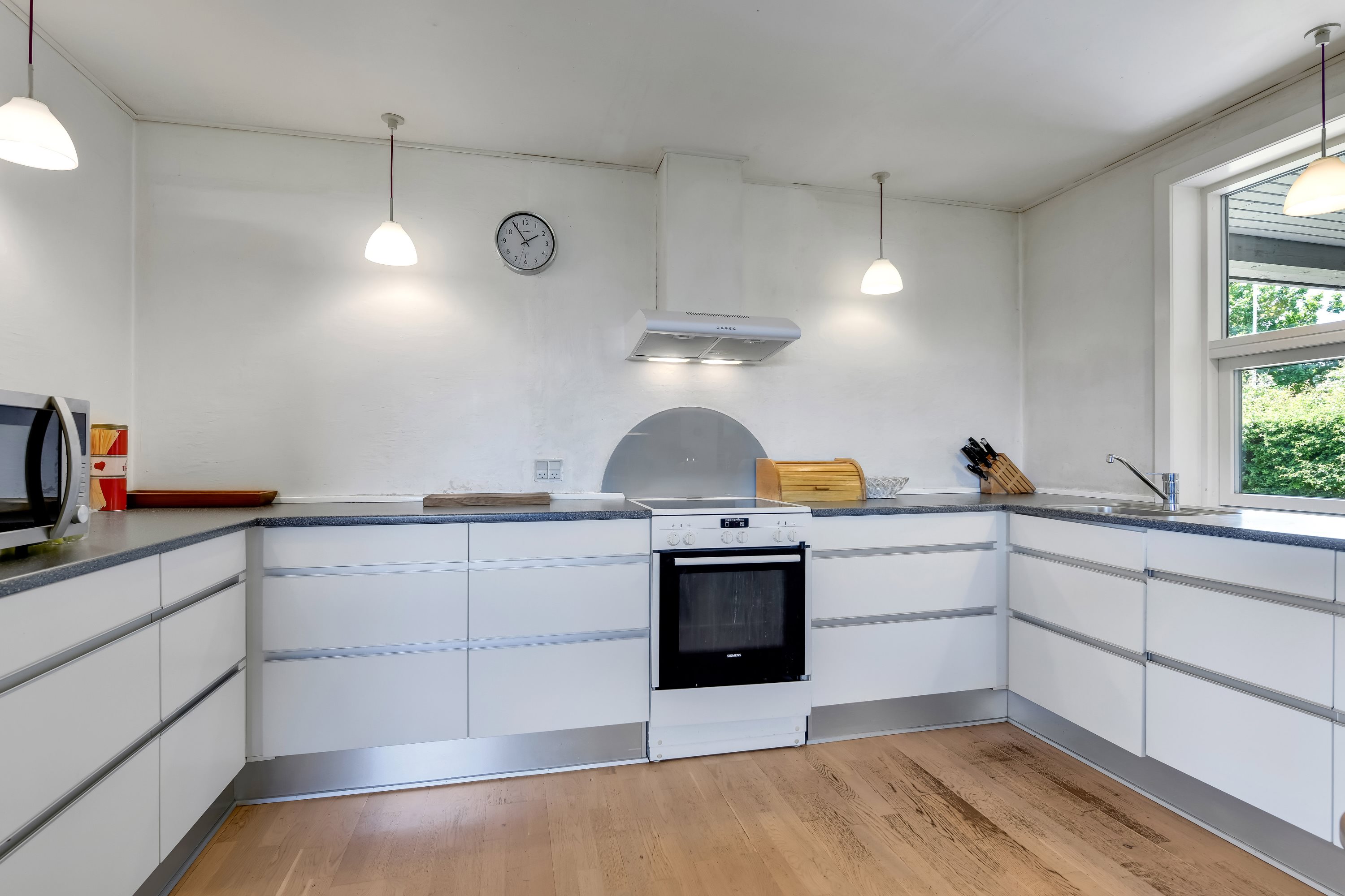 Fremhævet køkken billede i fuldskærmstilstand. Billede af Kløverengen 2, Nordby, 6720 Fanø