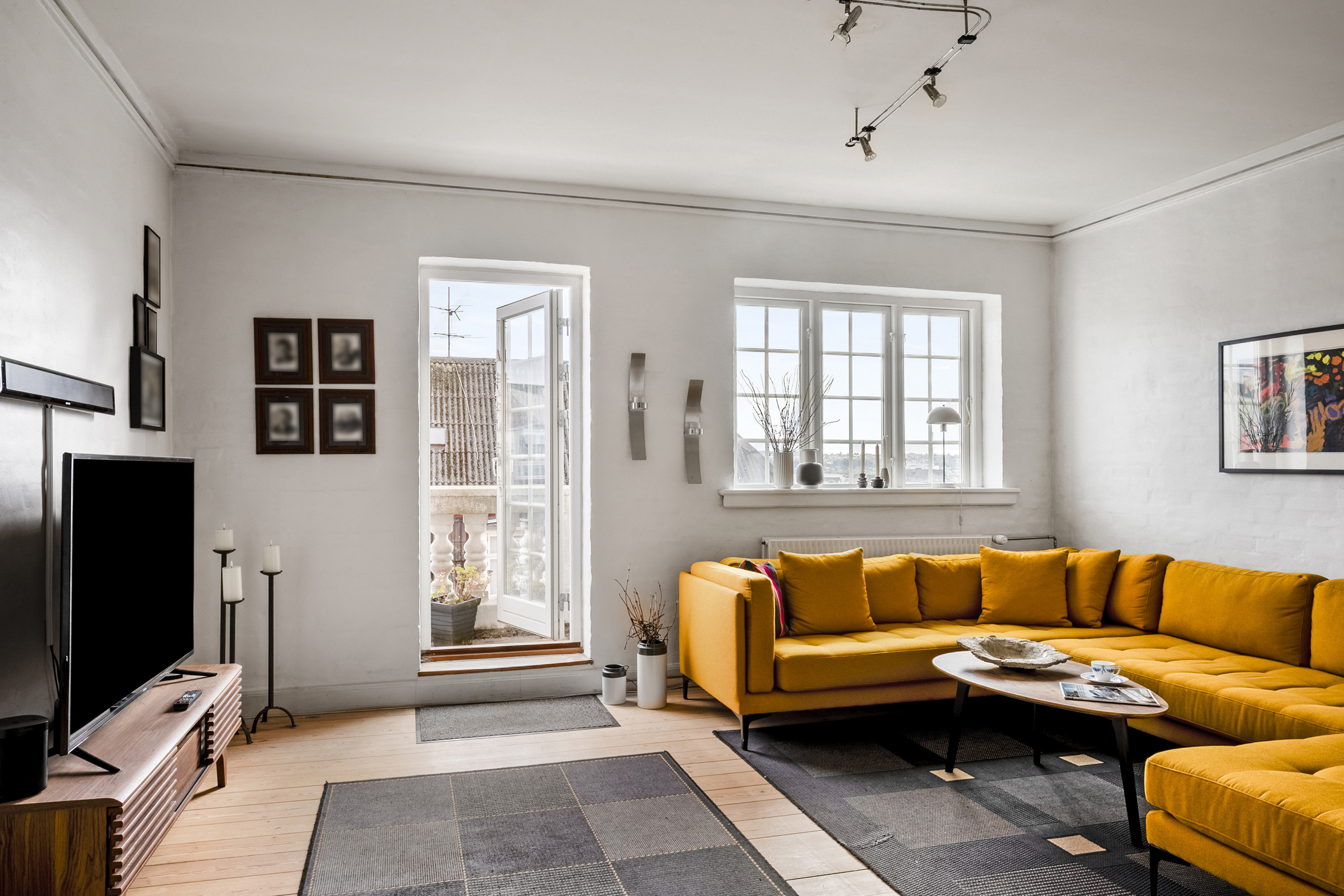 Fremhævet stue billede i fuldskærmstilstand. Billede af Sundvej 1, 3. th., 8700 Horsens