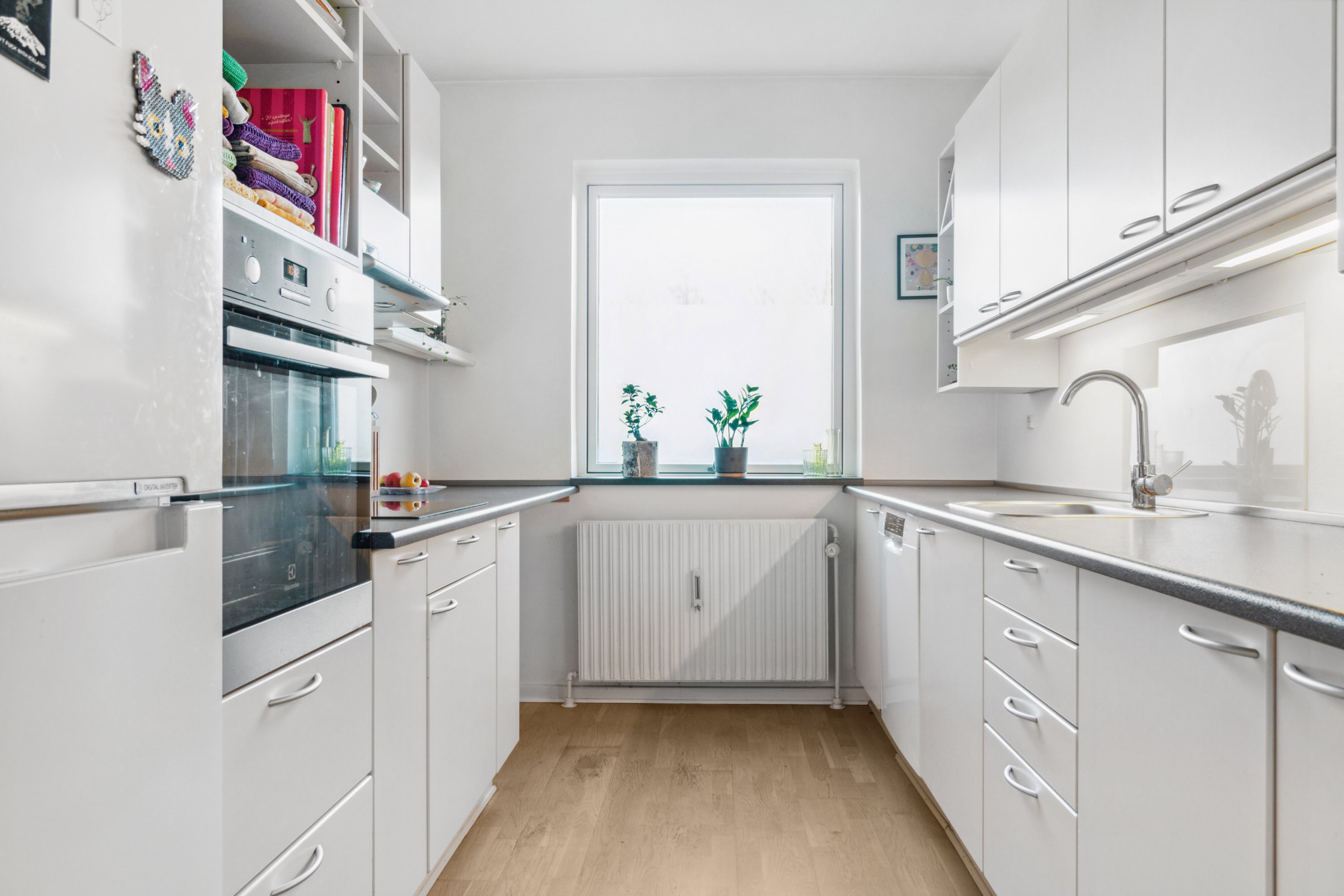 Fremhævet køkken billede i fuldskærmstilstand. Billede af Nagelsvej 18, st.. 1., Skåde, 8270 Højbjerg