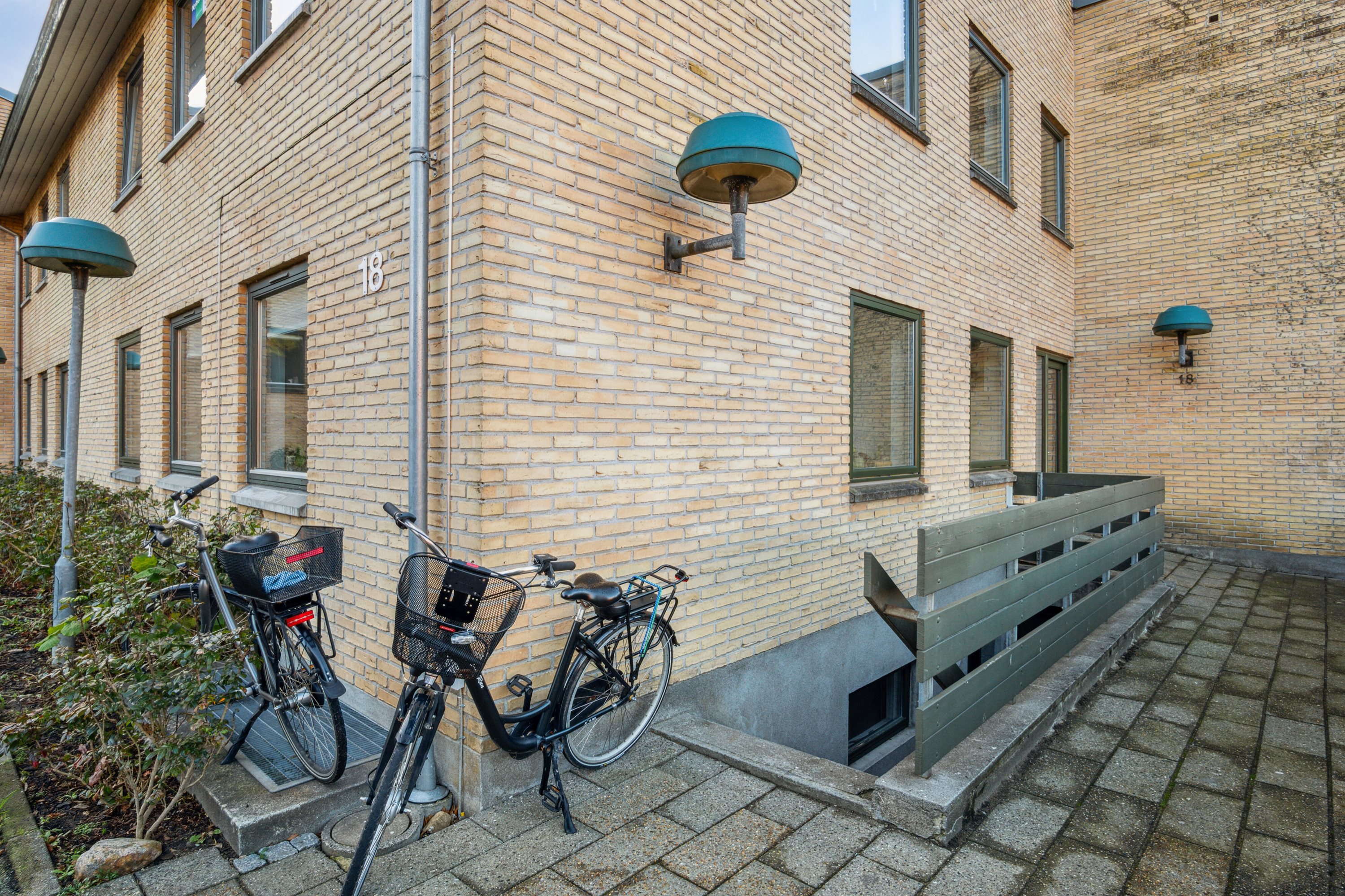 Fremhævet ejendommen billede i fuldskærmstilstand. Billede af Nagelsvej 18, st.. 1., Skåde, 8270 Højbjerg