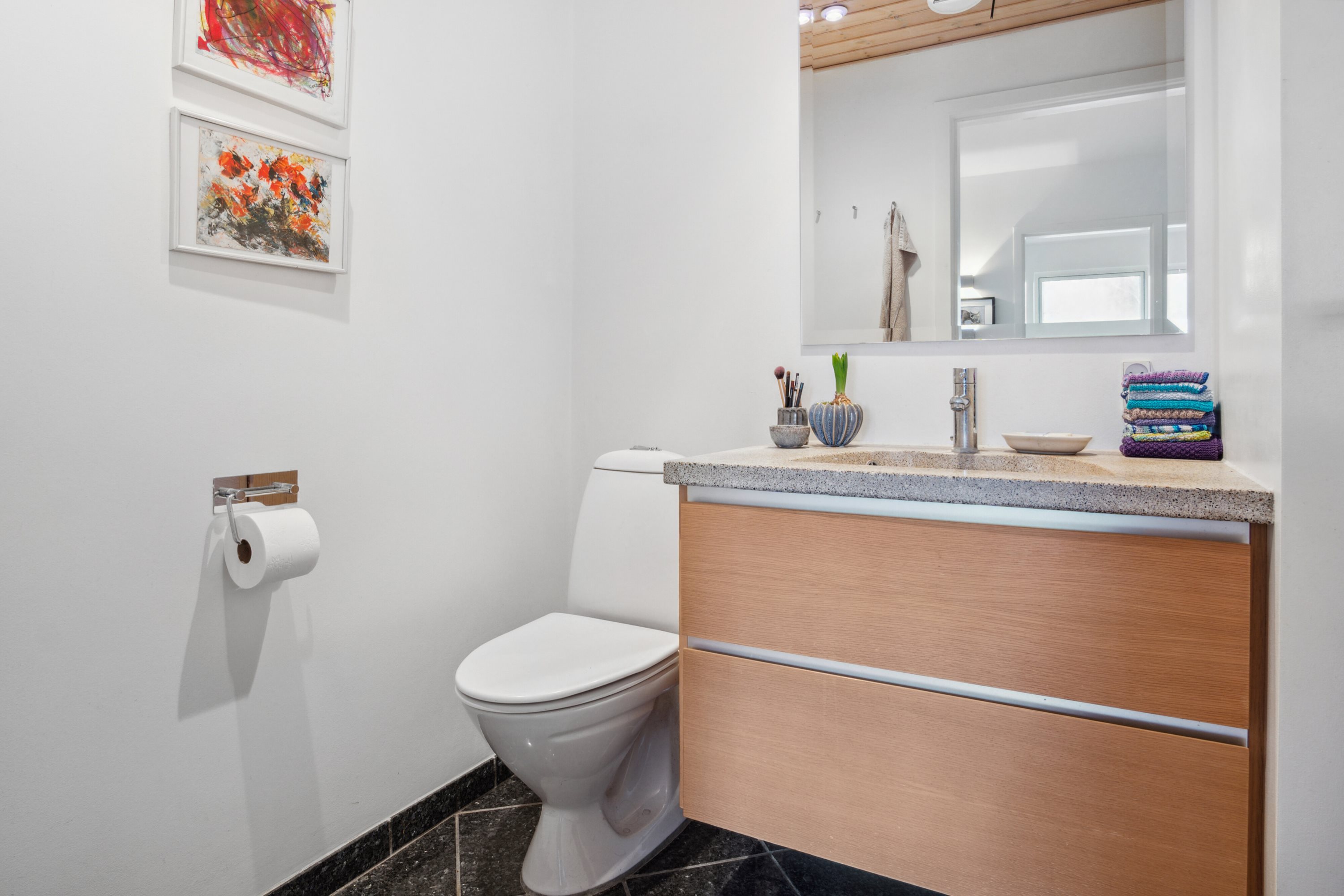 Fremhævet badeværelse billede i fuldskærmstilstand. Billede af Nagelsvej 18, st.. 1., Skåde, 8270 Højbjerg