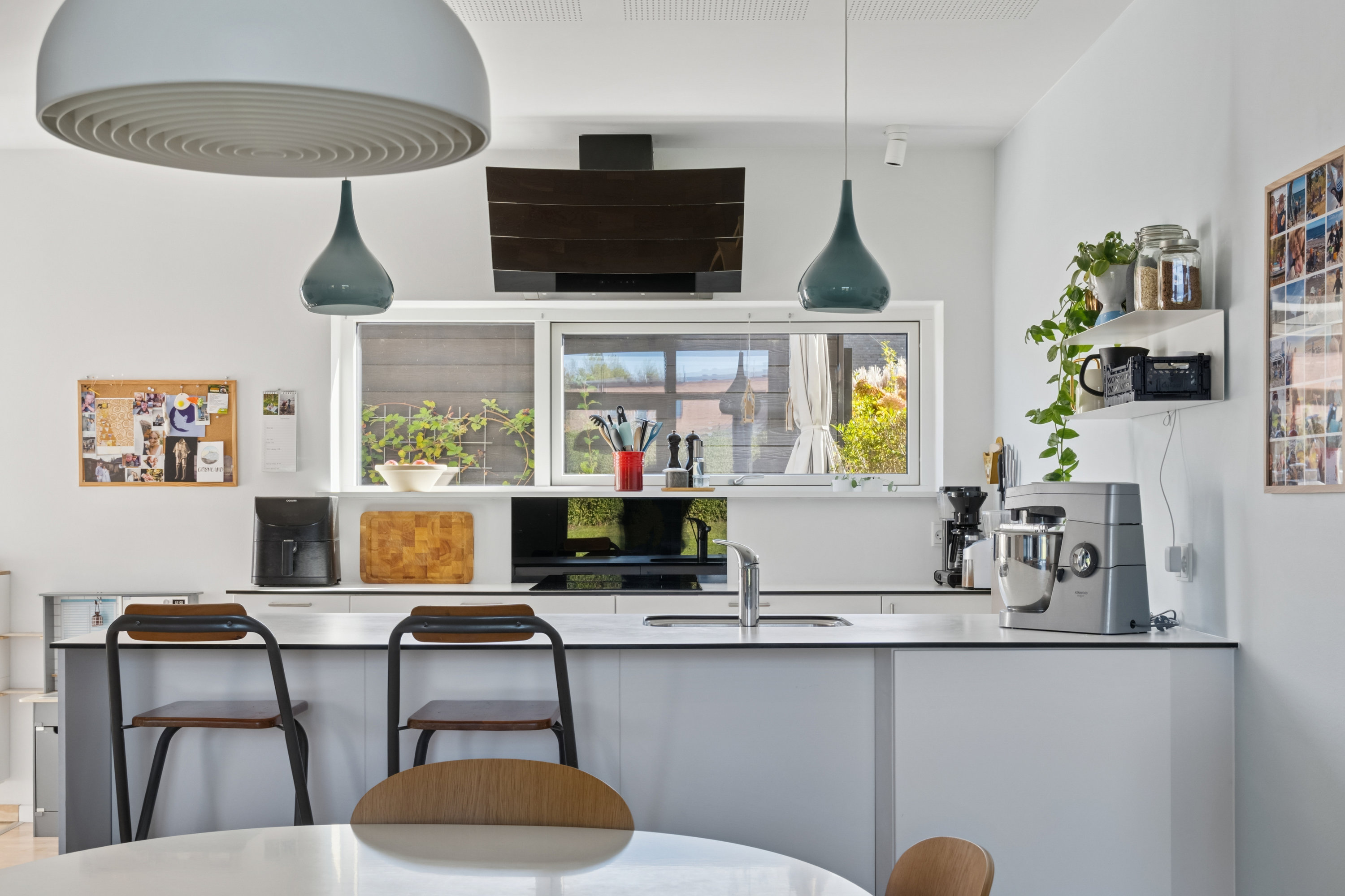 Fremhævet køkken billede i fuldskærmstilstand. Billede af Trankær Mosevej 104, 8310 Tranbjerg J