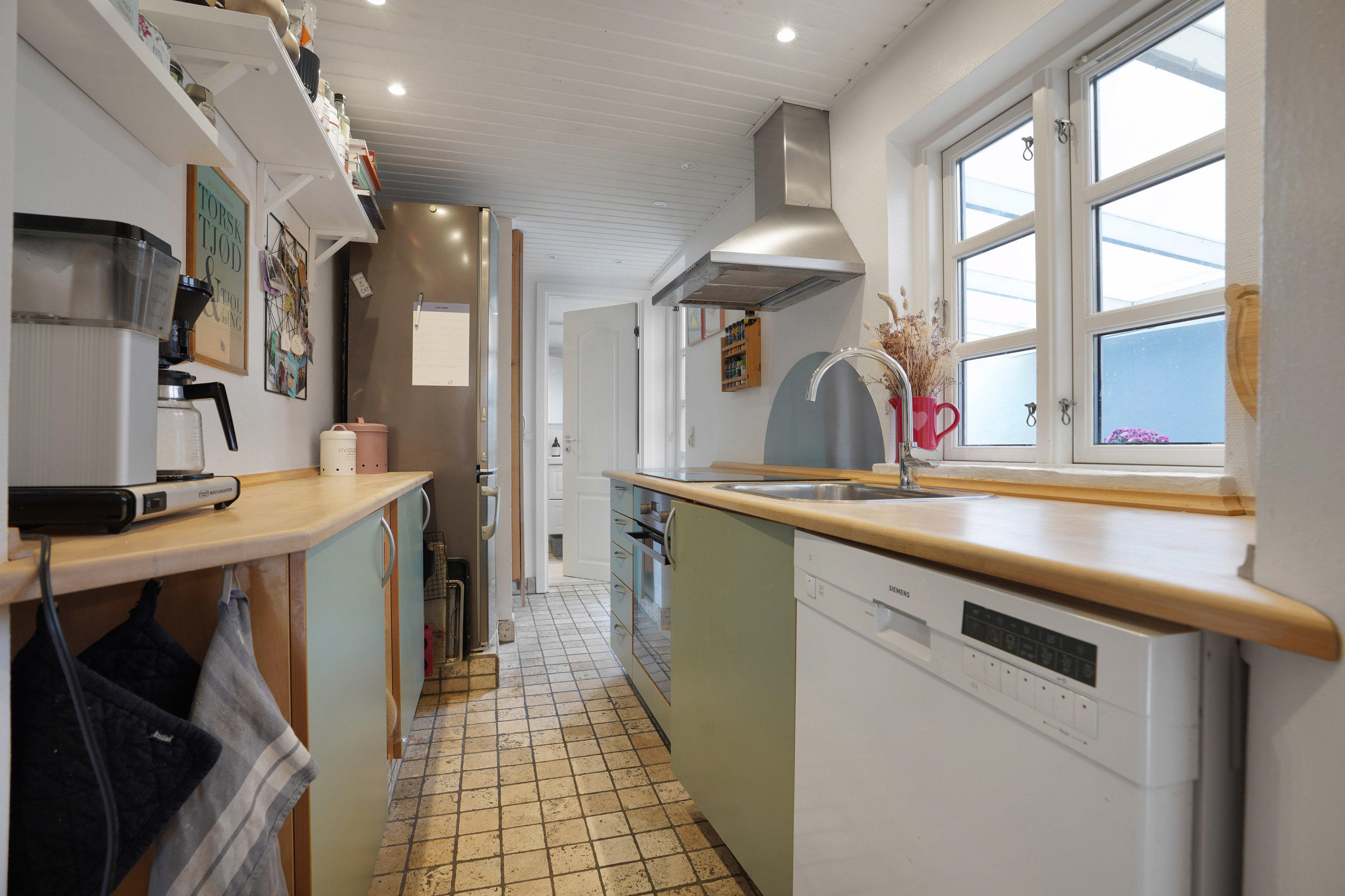 Fremhævet køkken billede i fuldskærmstilstand. Billede af Kirkegårds Allé 7, 5000 Odense C