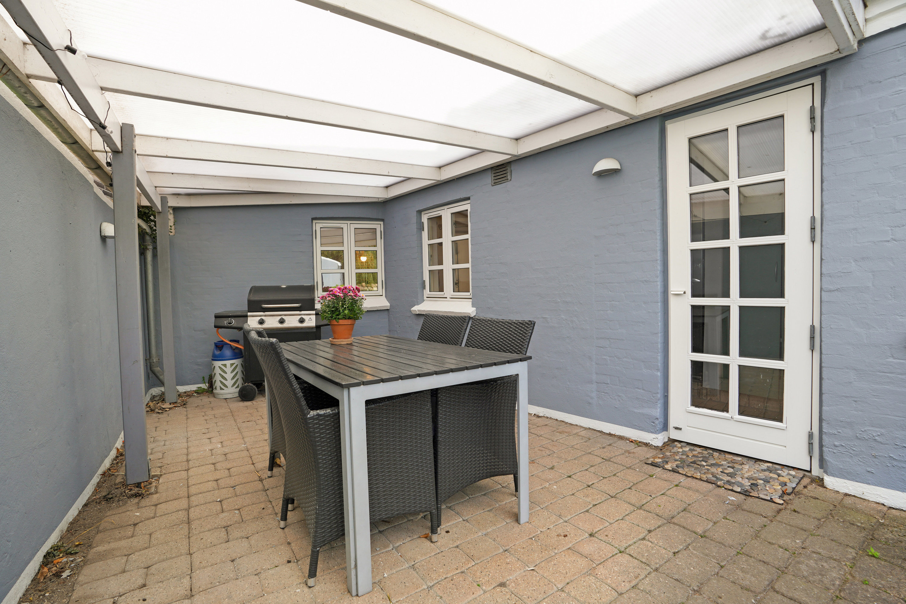 Fremhævet andet billede i fuldskærmstilstand. Billede af Kirkegårds Allé 7, 5000 Odense C