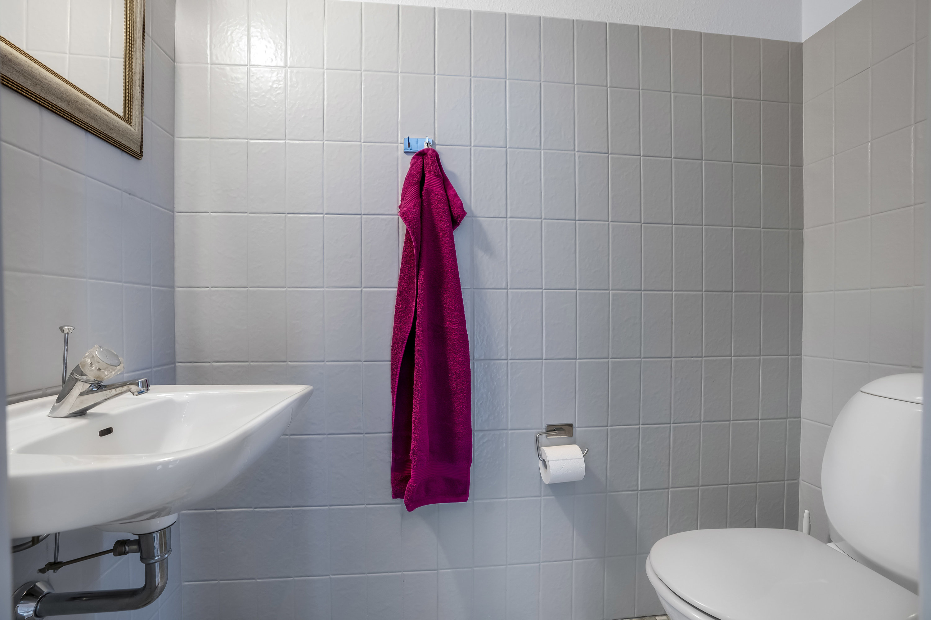 Fremhævet toilet billede i fuldskærmstilstand. Billede af Mølleløkken 6, Gamborg, 5500 Middelfart