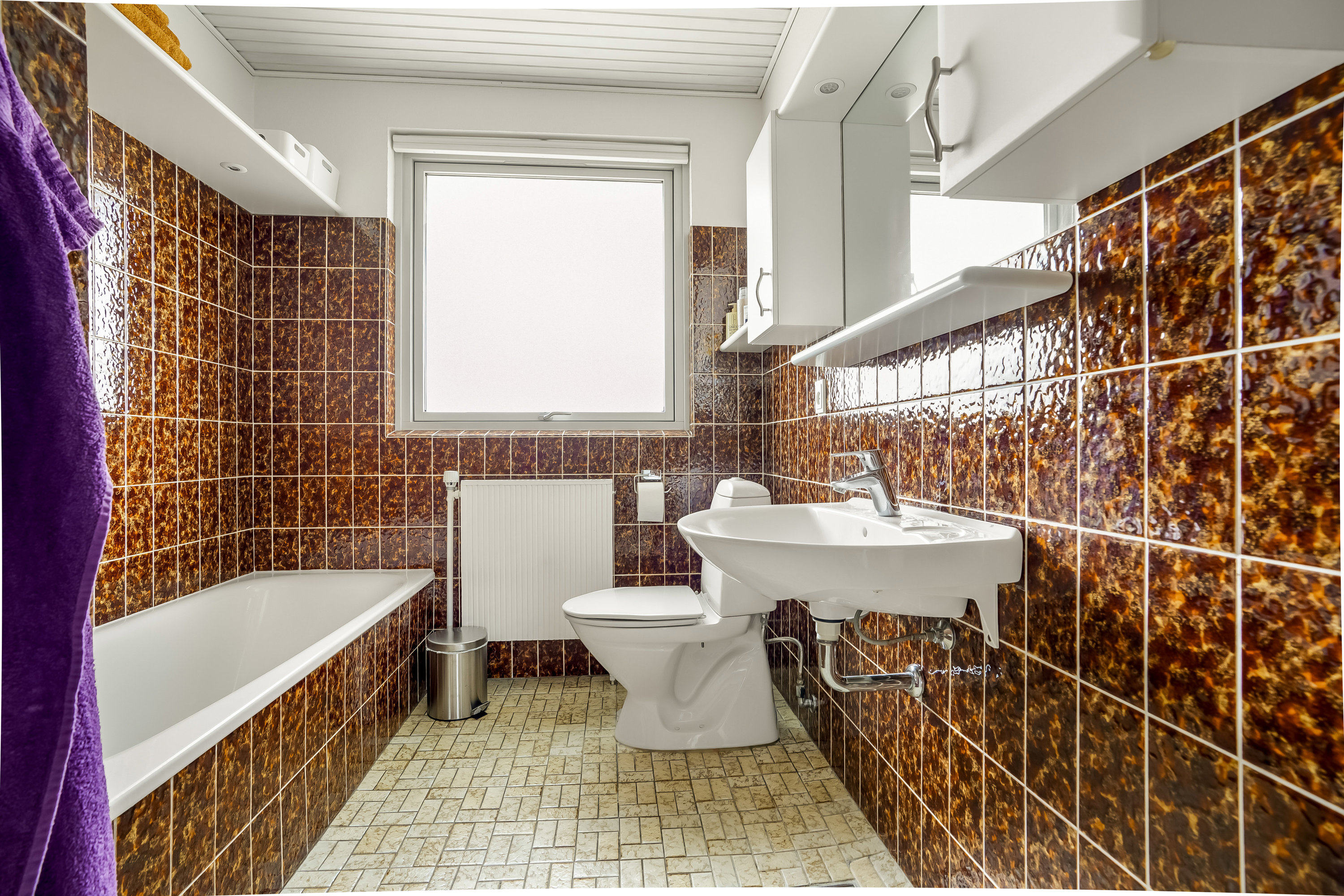 Fremhævet badeværelse billede i fuldskærmstilstand. Billede af Mølleløkken 6, Gamborg, 5500 Middelfart