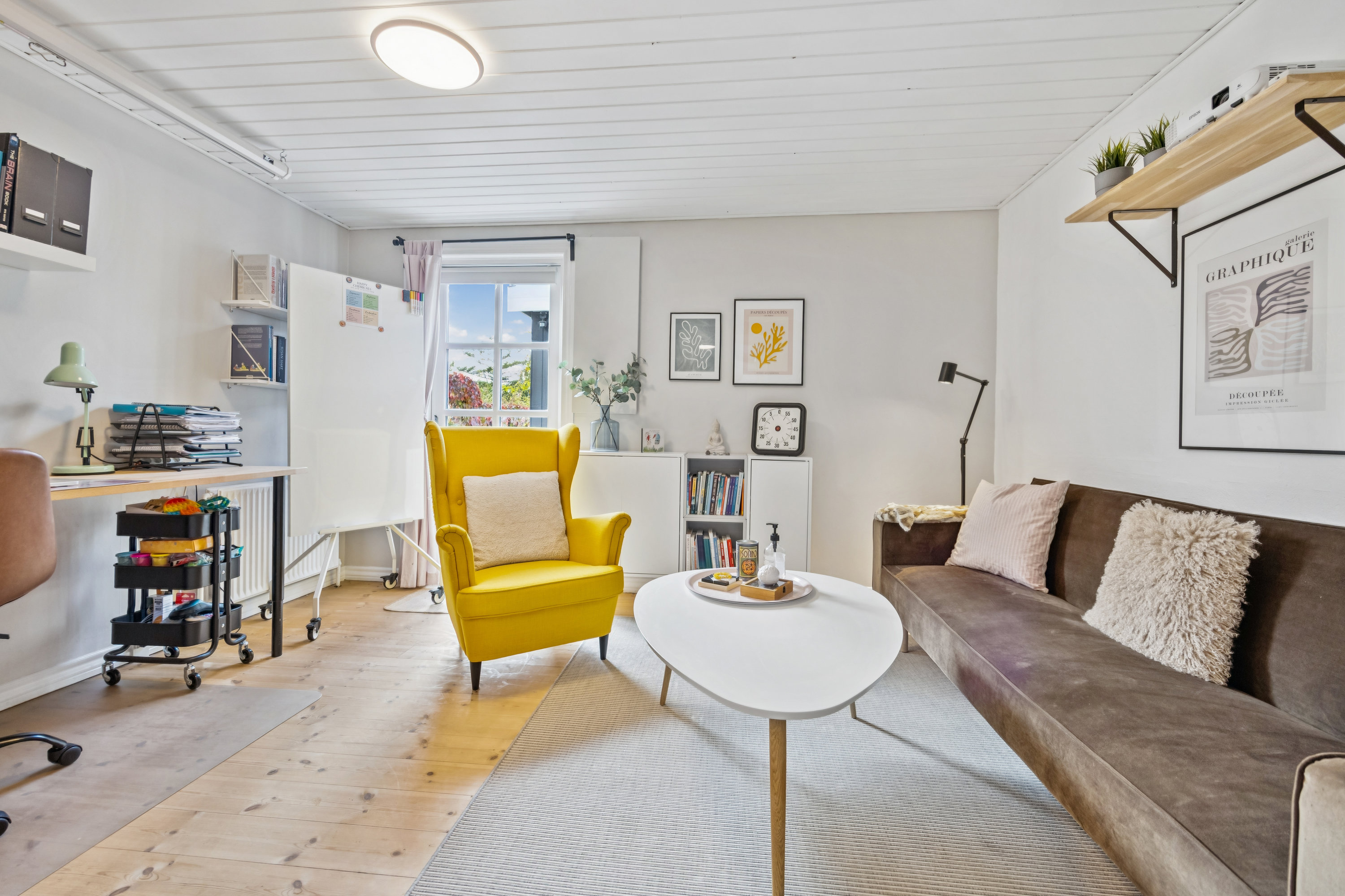 Fremhævet stue billede i fuldskærmstilstand. Billede af Østerled 2, 9370 Hals