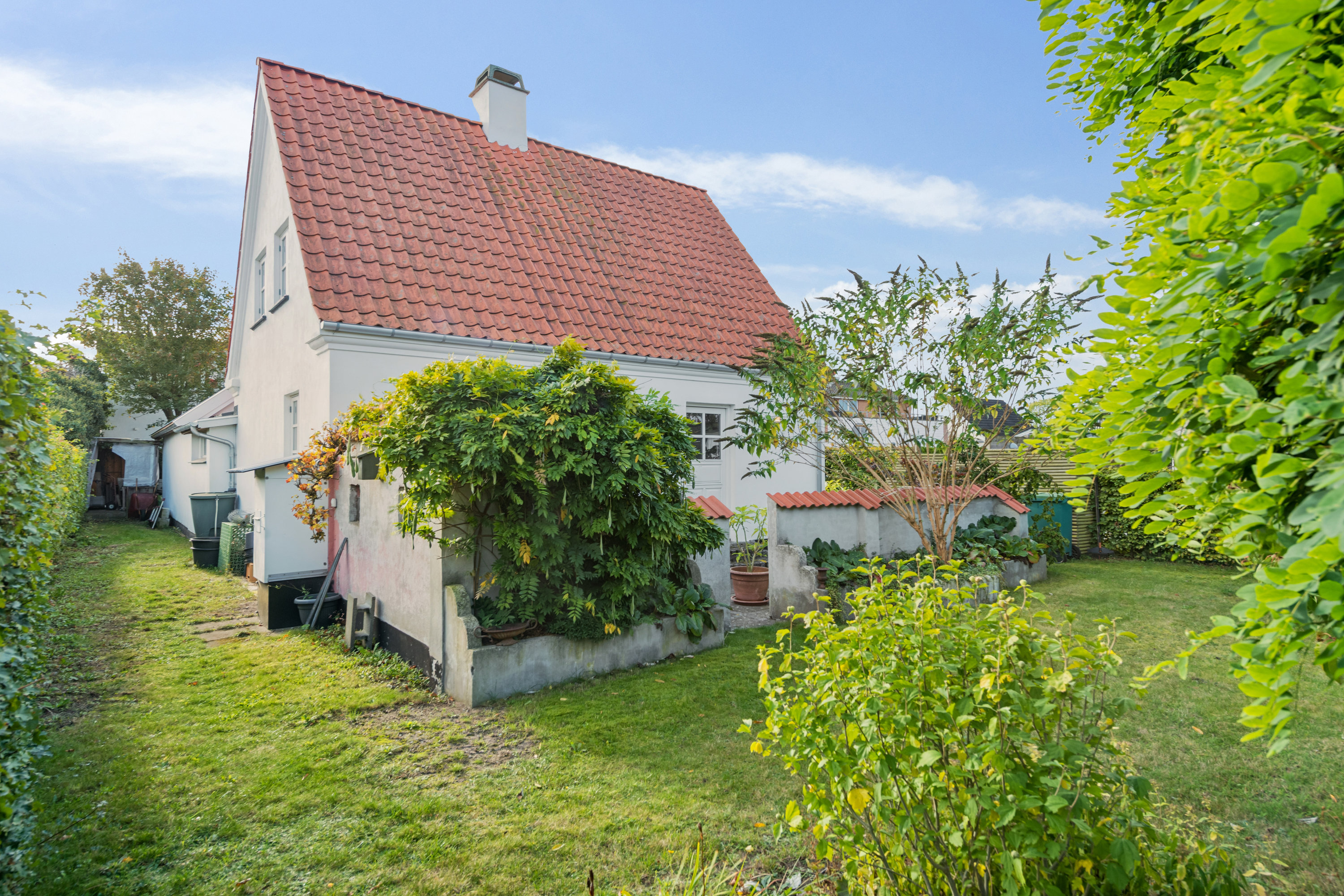 Fremhævet ejendom 1 billede i fuldskærmstilstand. Billede af Poppelsvinget 4, 2670 Greve