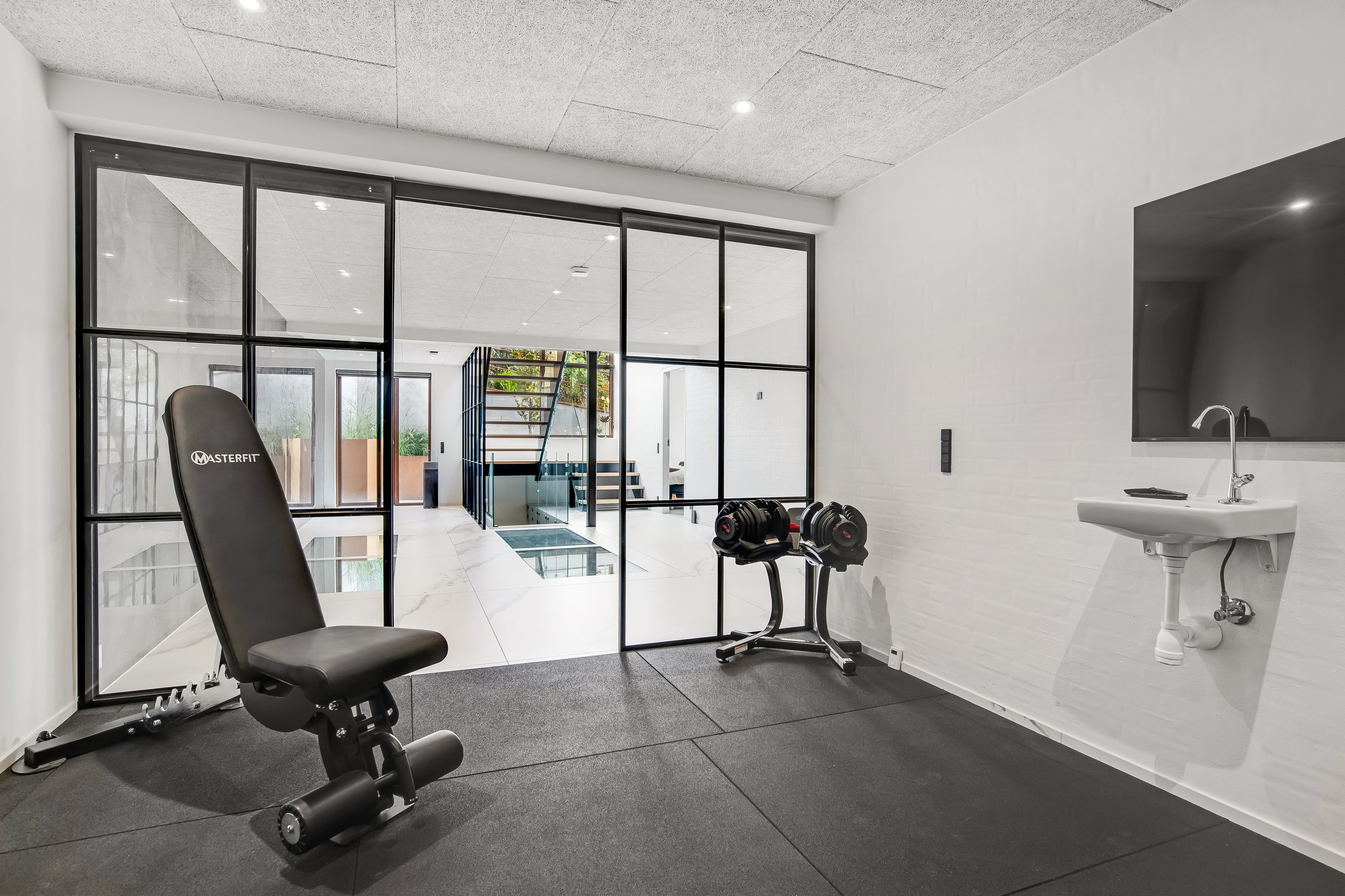 Fremhævet motionsrum billede i fuldskærmstilstand. Billede af Høstvænget 14, 7500 Holstebro