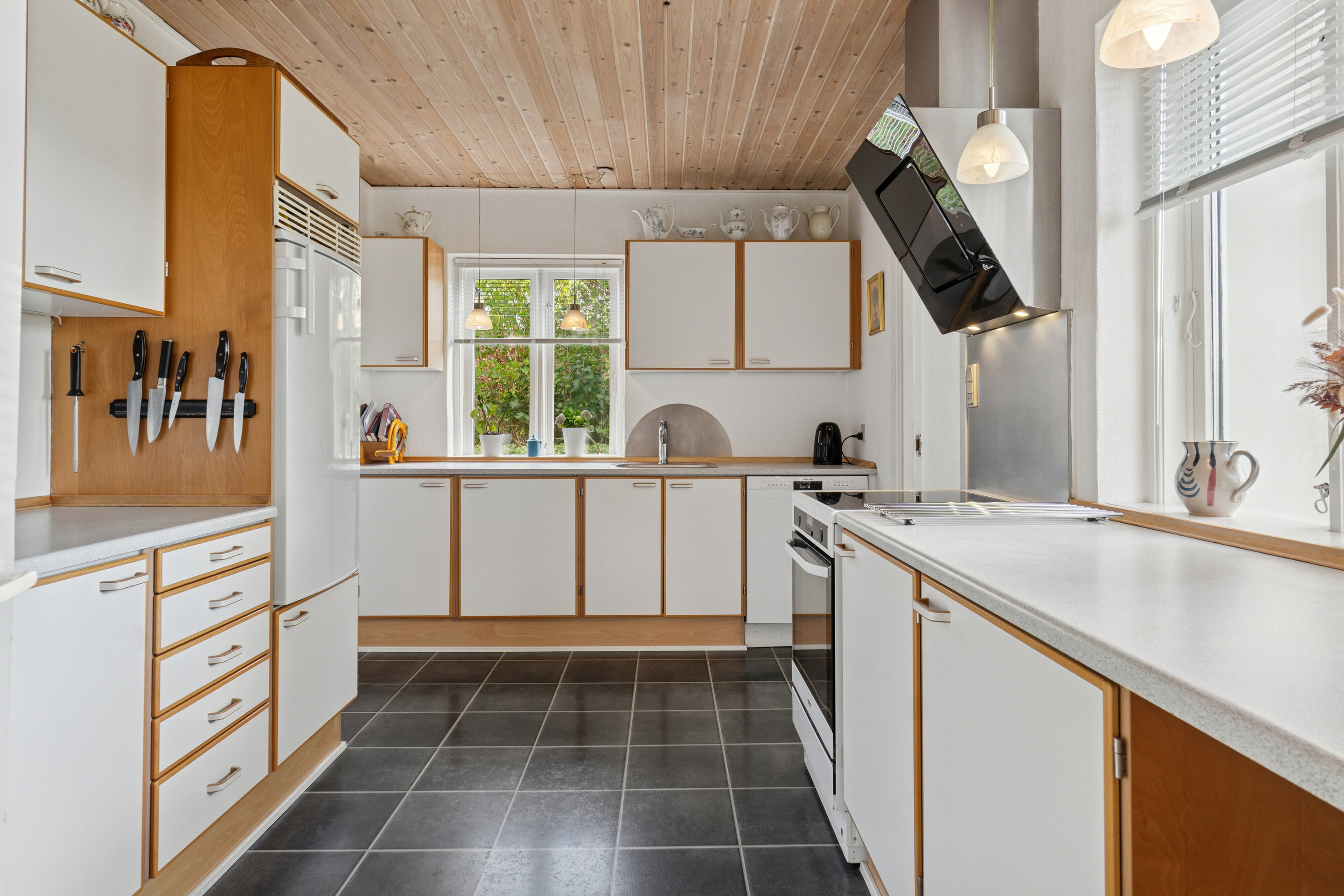 Fremhævet køkken billede i fuldskærmstilstand. Billede af Nyborgvej 21, 5772 Kværndrup