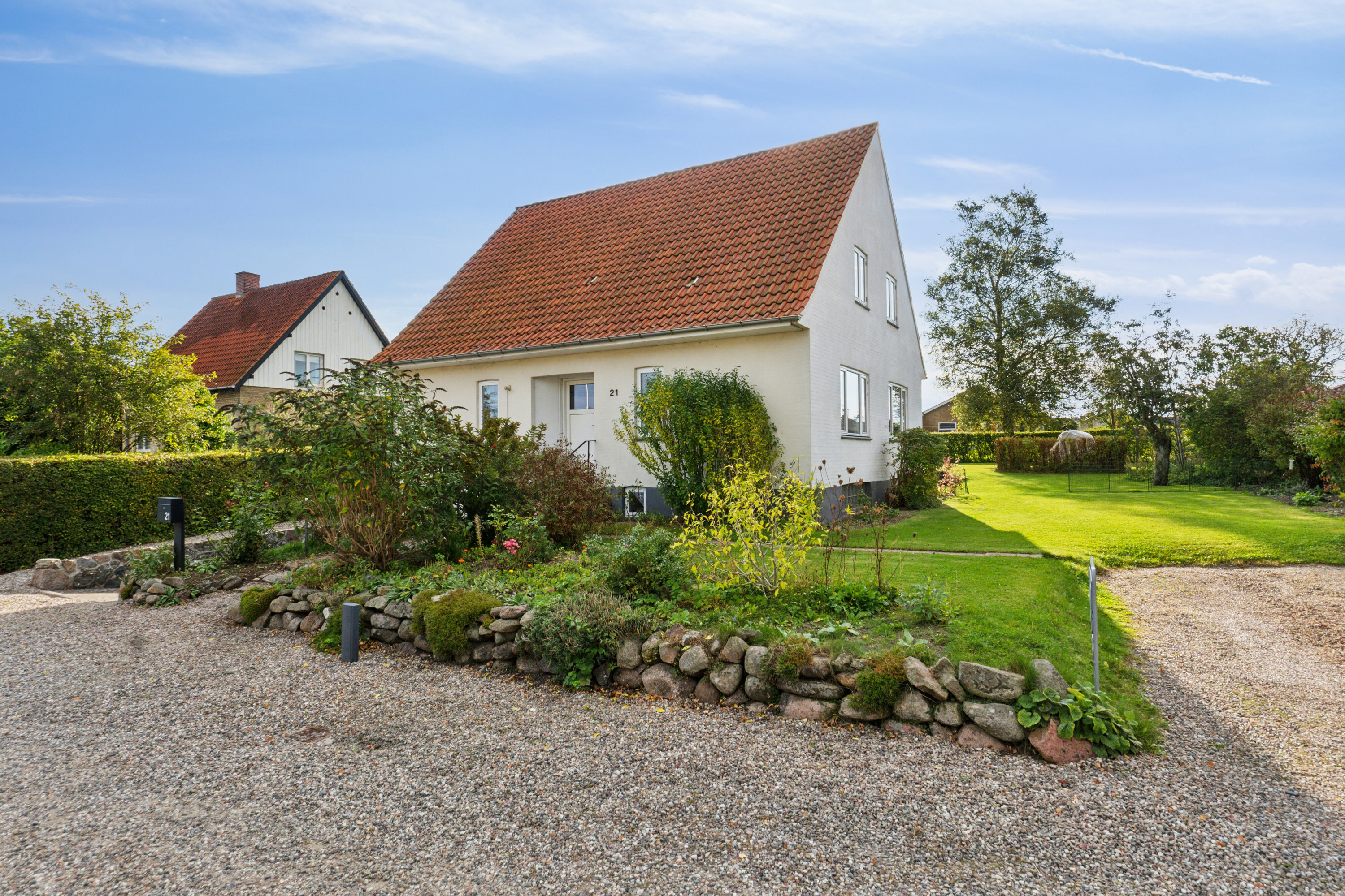 Miniaturebillede 1: set fra vejen. Billede af Nyborgvej 21, 5772 Kværndrup