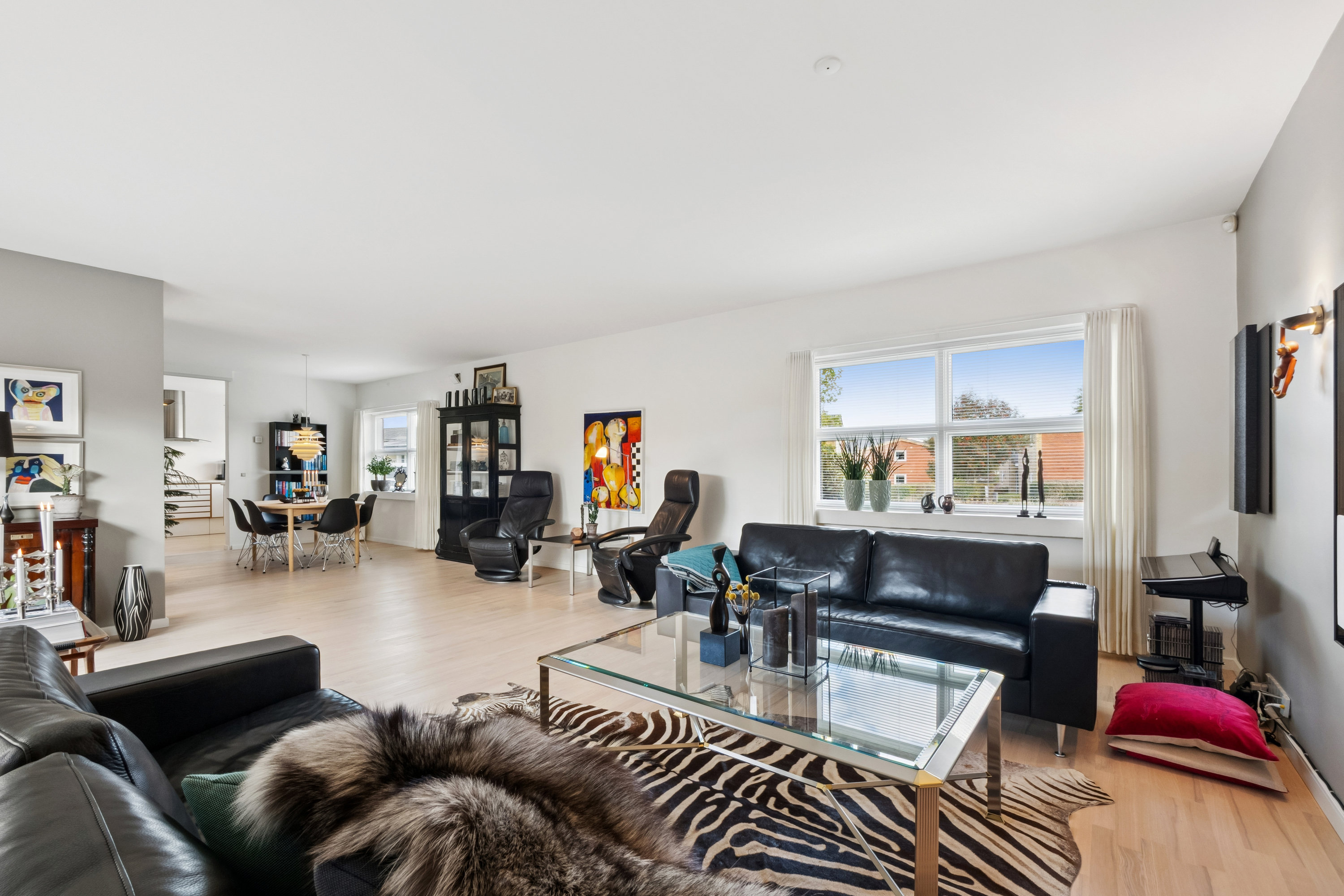 Fremhævet stue billede i fuldskærmstilstand. Billede af Grønningen 2, 7800 Skive