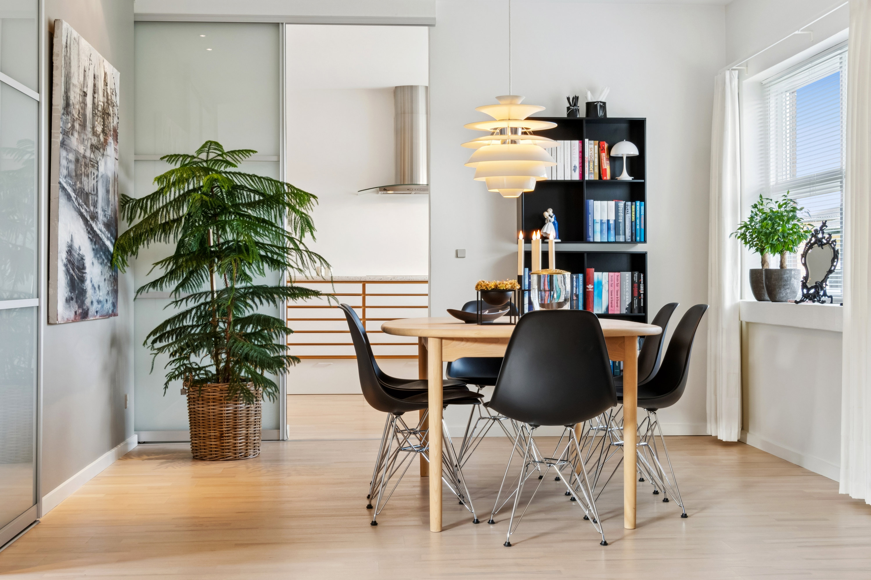 Fremhævet stue billede i fuldskærmstilstand. Billede af Grønningen 2, 7800 Skive