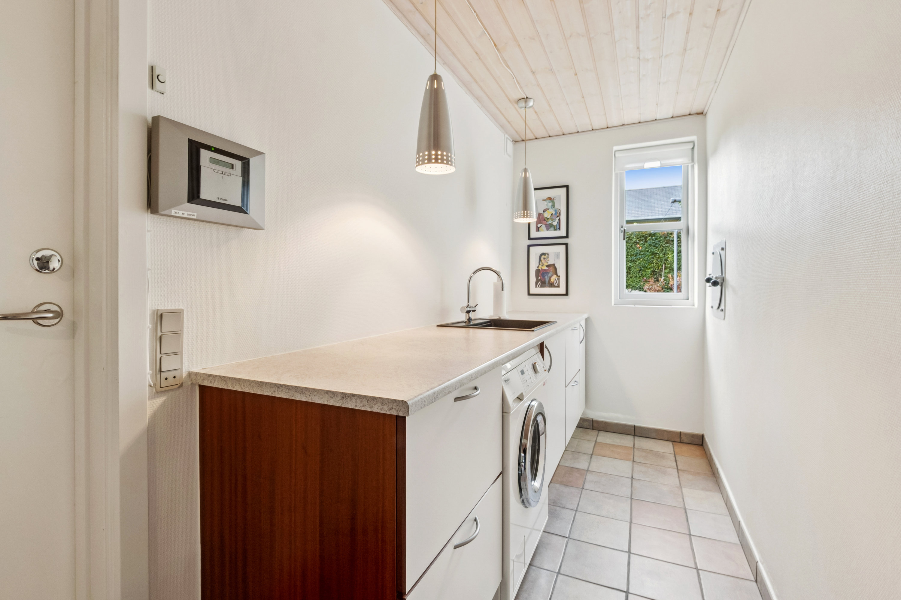 Fremhævet bad billede i fuldskærmstilstand. Billede af Grønningen 2, 7800 Skive