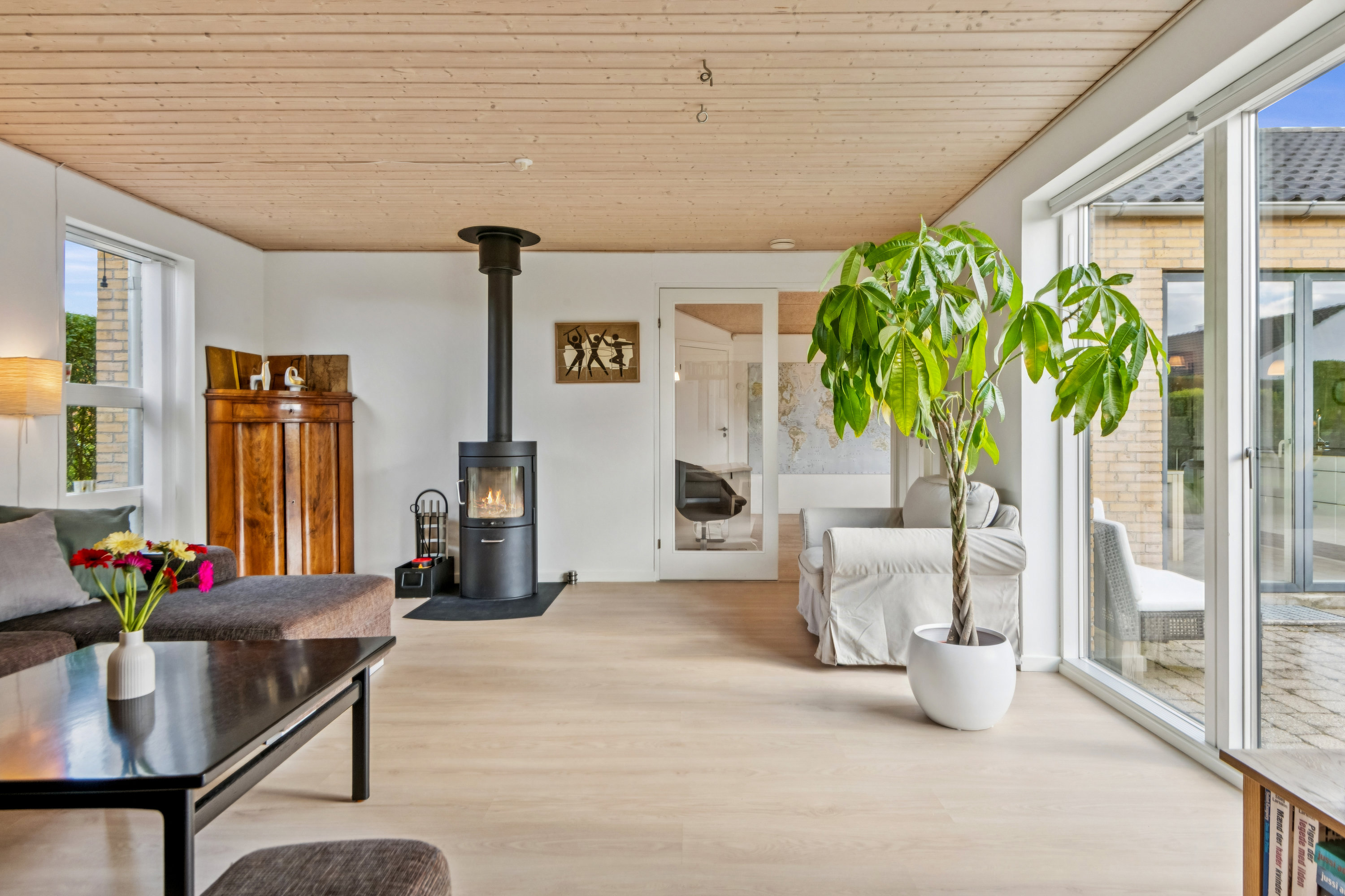 Fremhævet stue billede i fuldskærmstilstand. Billede af Teglageren 53, 9240 Nibe