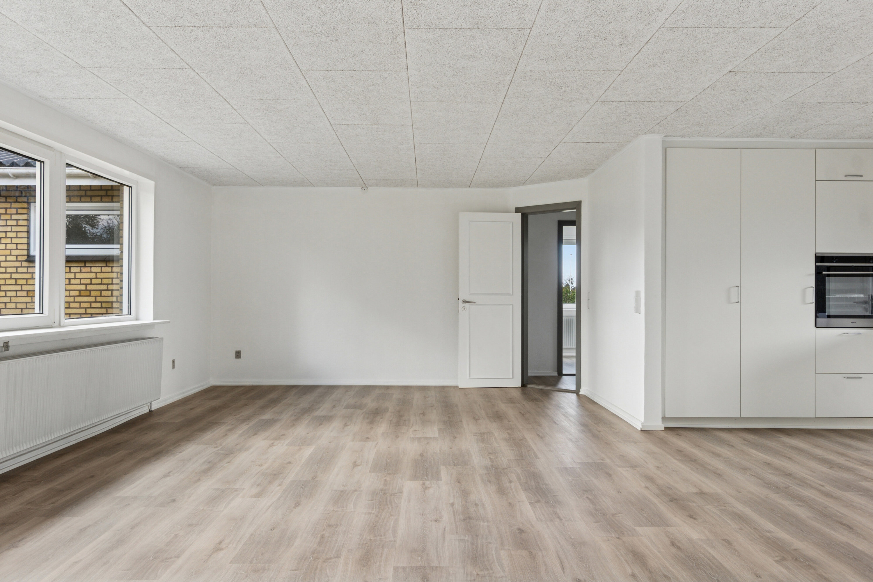 Fremhævet stue billede i fuldskærmstilstand. Billede af Gyvelvænget 58, 7730 Hanstholm