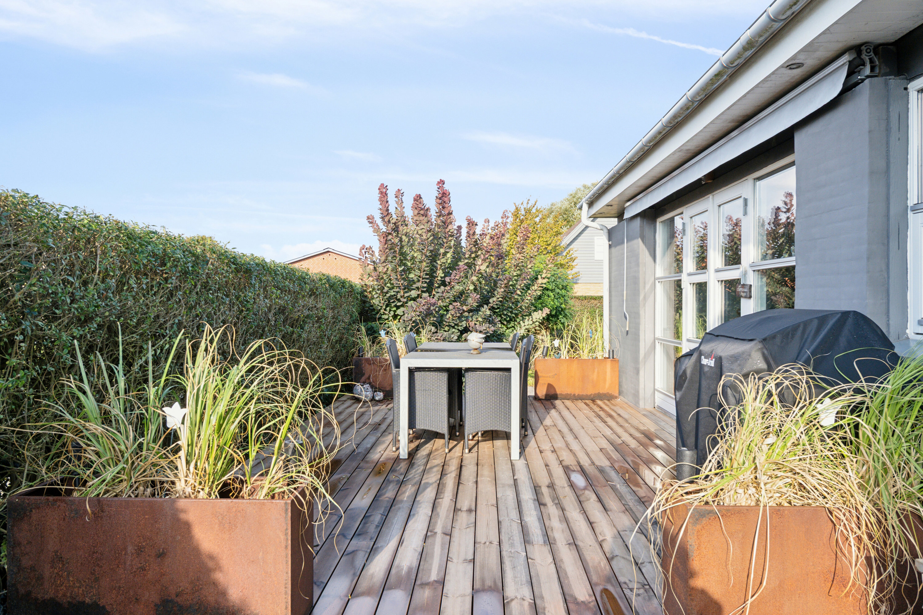 Fremhævet udendørs billede i fuldskærmstilstand. Billede af Vedbendvej 15, 5550 Langeskov