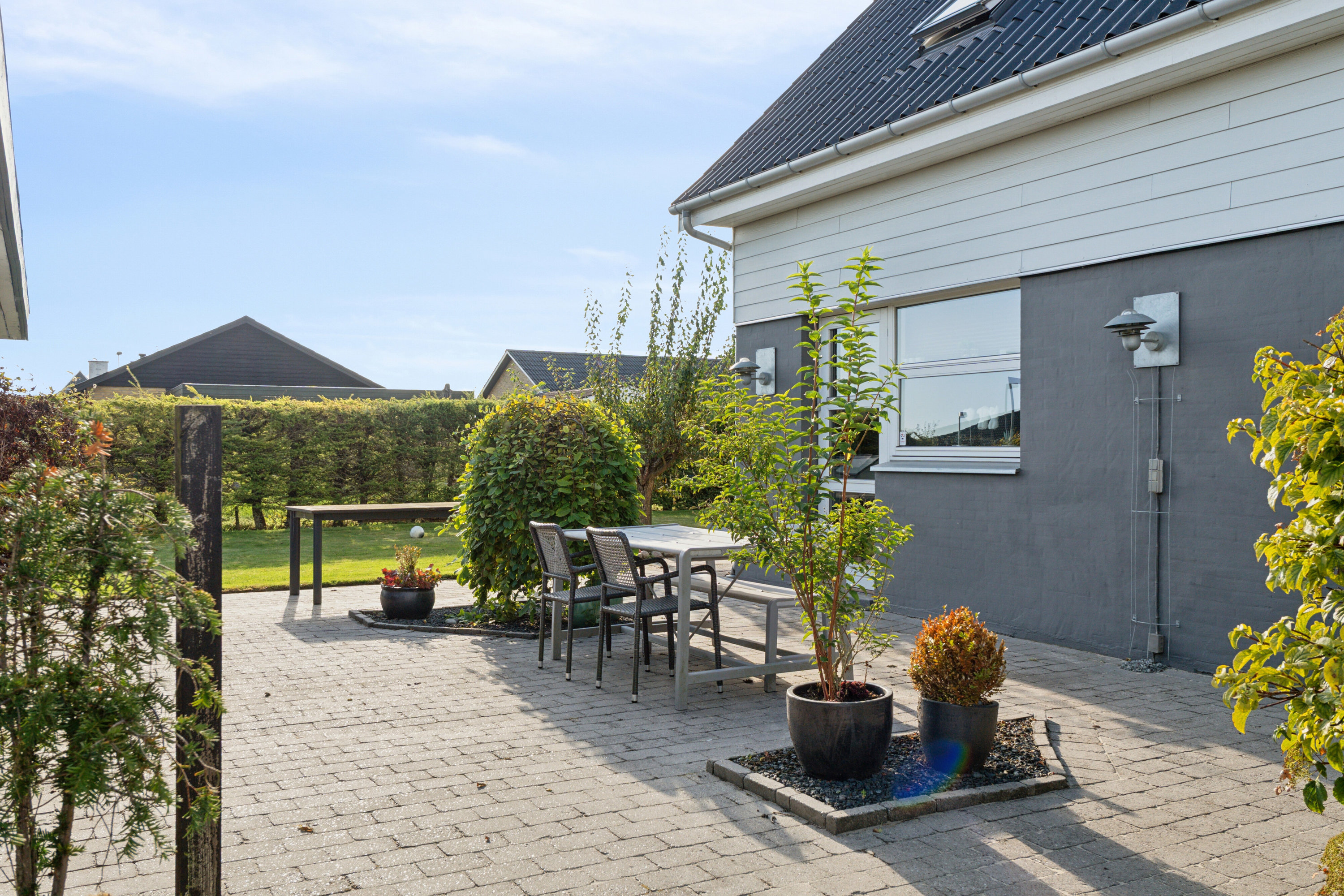 Fremhævet udendørs billede i fuldskærmstilstand. Billede af Vedbendvej 15, 5550 Langeskov