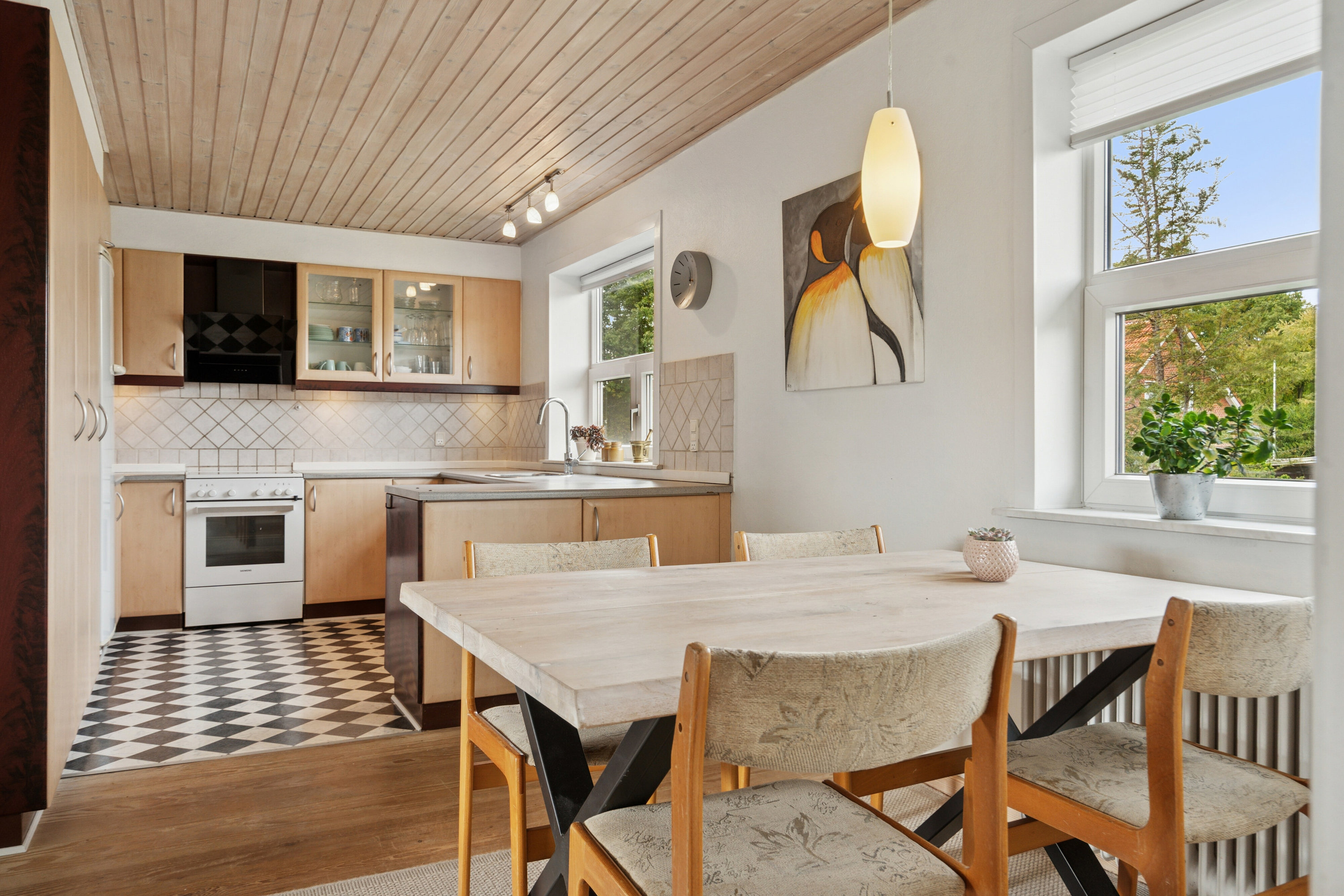 Fremhævet køkken billede i fuldskærmstilstand. Billede af Dyrskuevej 13, 6630 Rødding