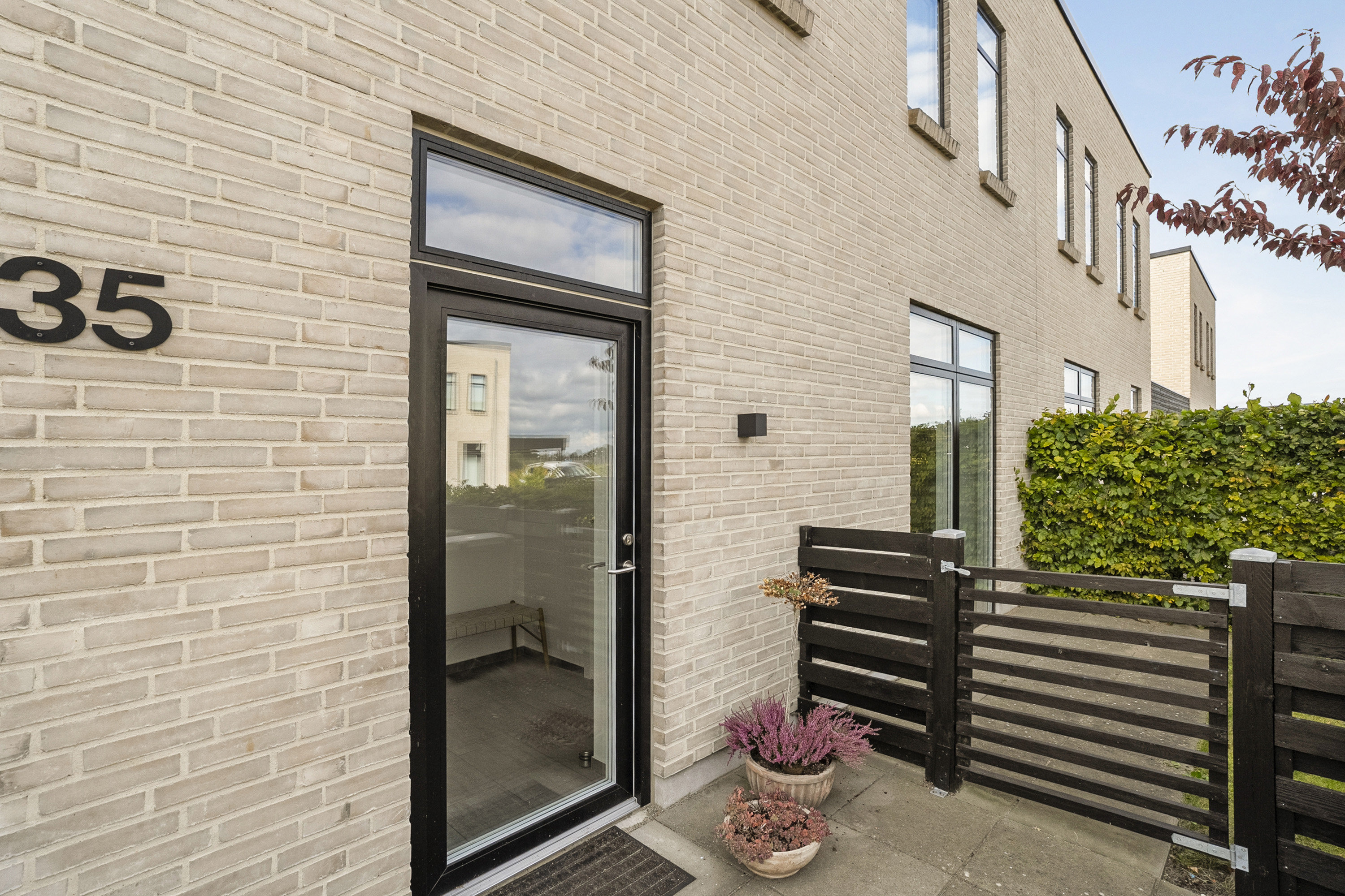 Fremhævet ejendommen billede i fuldskærmstilstand. Billede af Munksbakke 35, 8700 Horsens