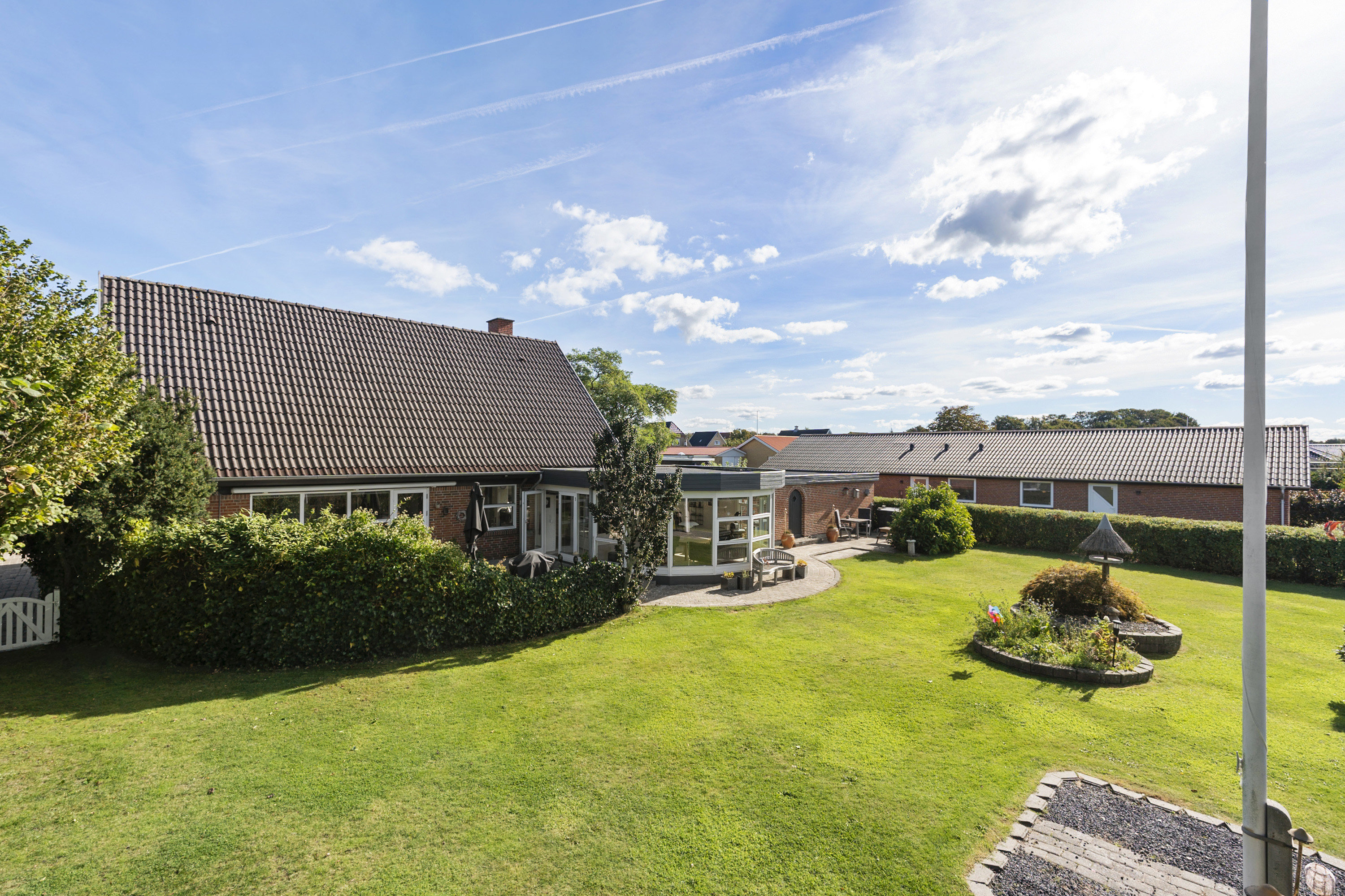 Fremhævet ejendommen billede i fuldskærmstilstand. Billede af Lunden 35, Hjordkær, 6230 Rødekro