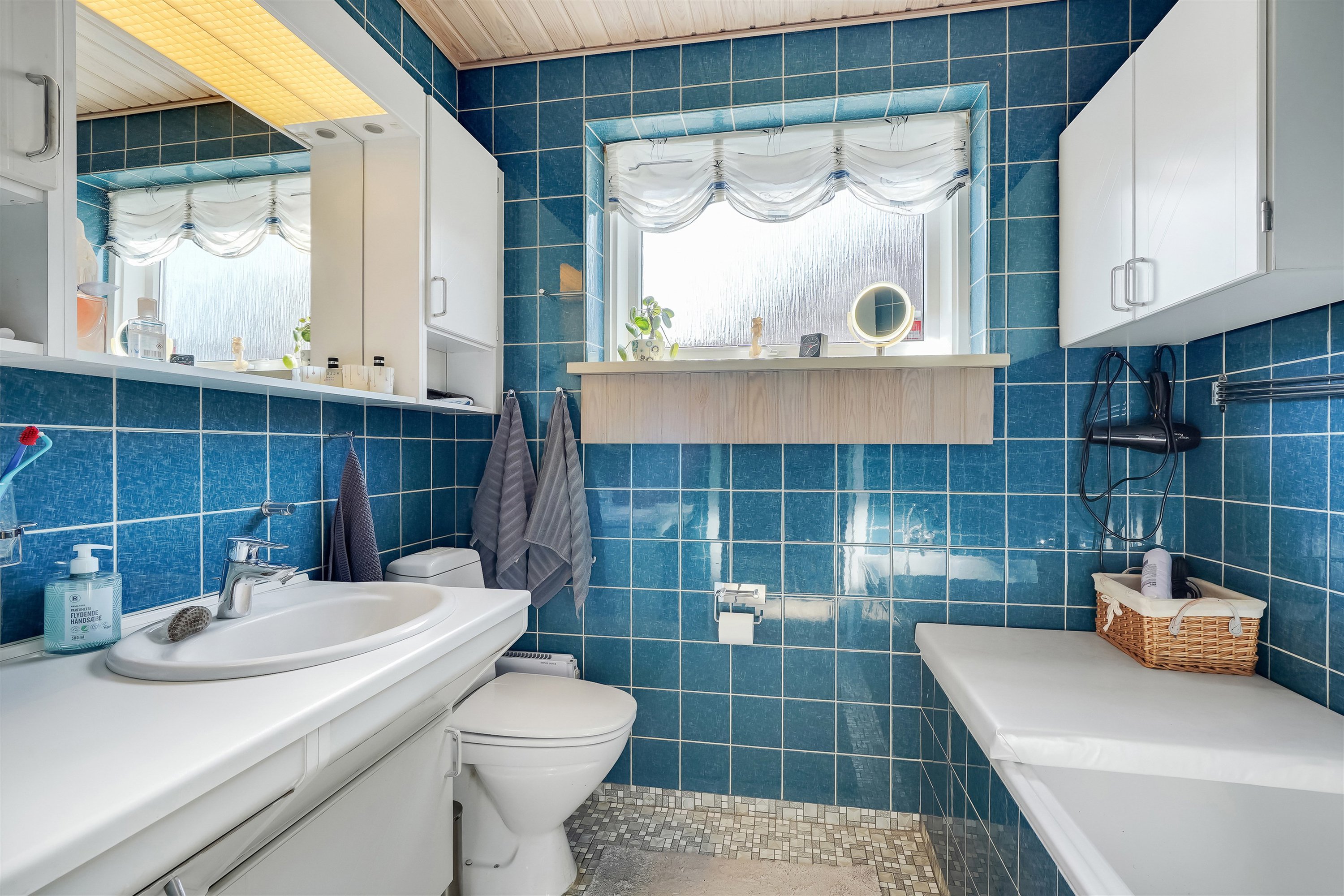 Fremhævet badeværelse billede i fuldskærmstilstand. Billede af Hans Tausensvej 5, 6800 Varde