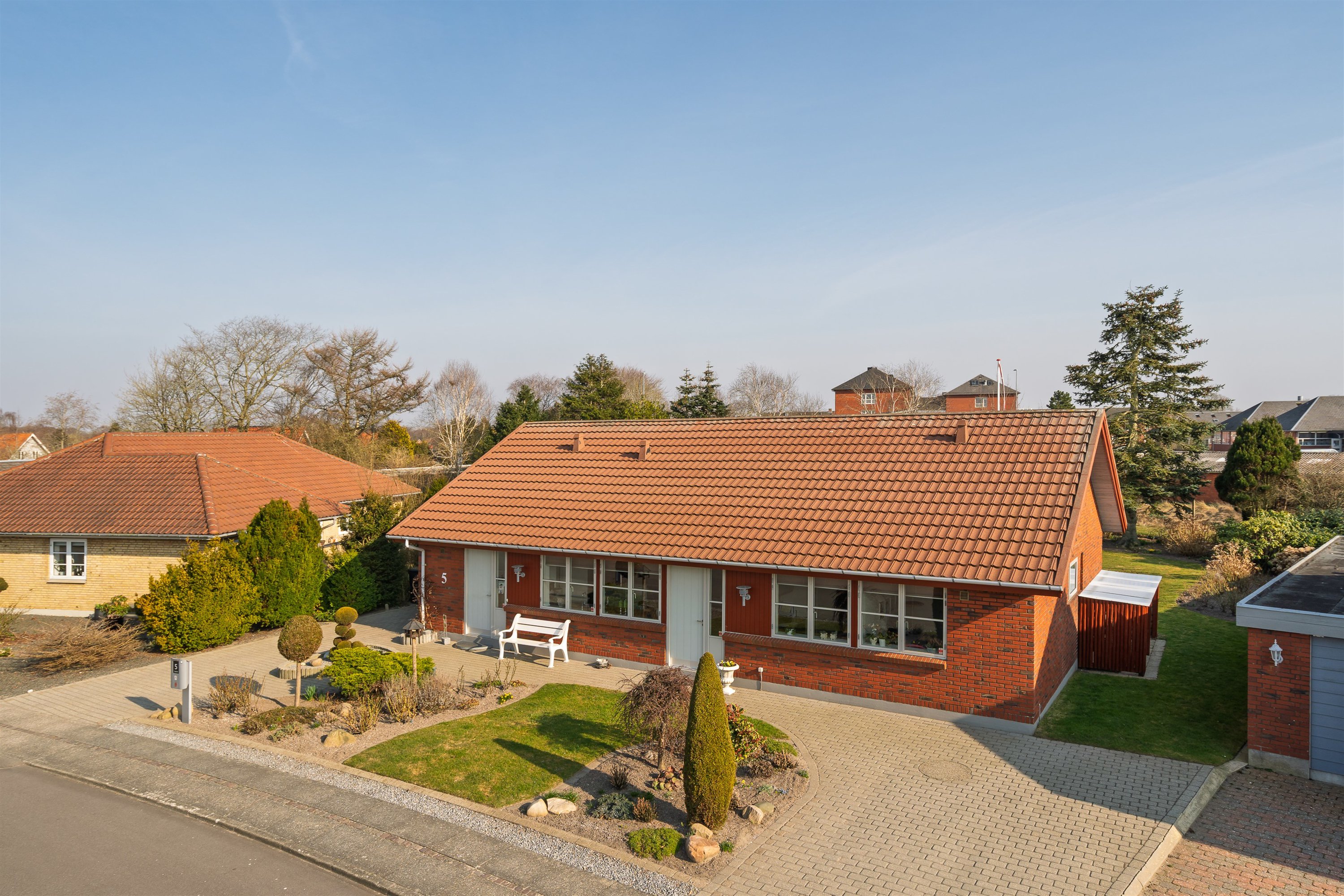 Fremhævet ejendommen billede i fuldskærmstilstand. Billede af Hans Tausensvej 5, 6800 Varde