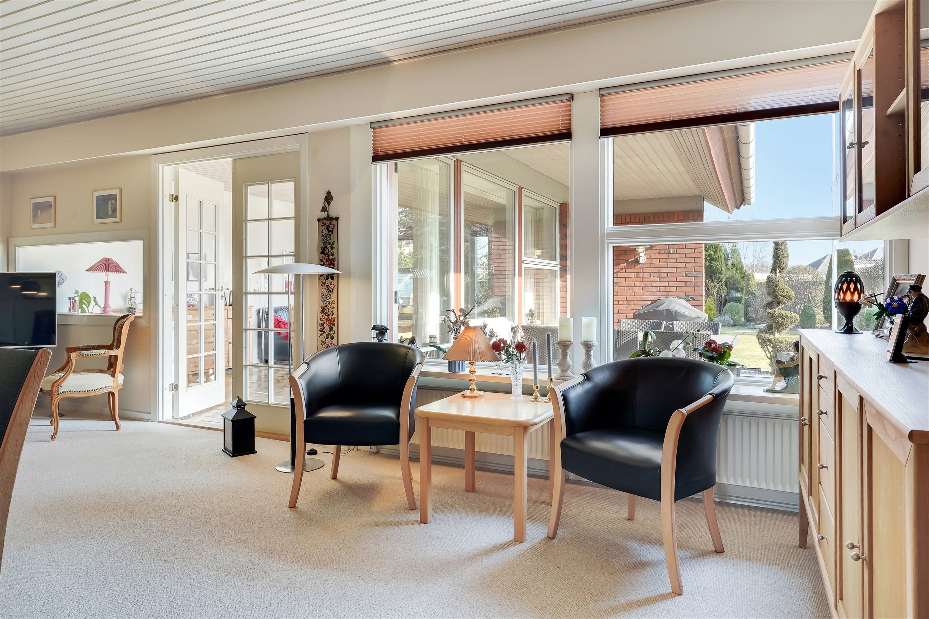 Fremhævet stue billede i fuldskærmstilstand. Billede af Hans Tausensvej 5, 6800 Varde