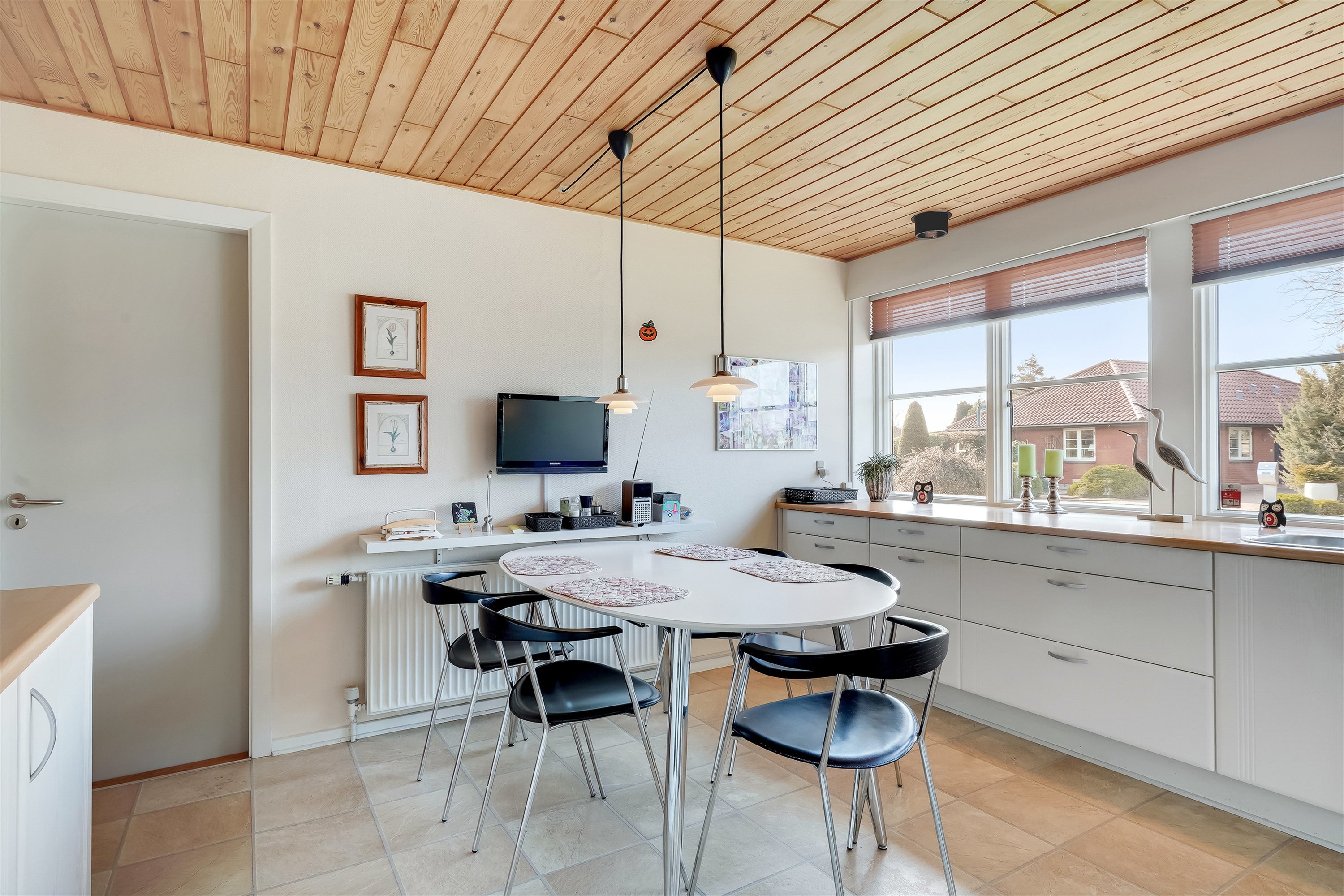 Fremhævet spisekøkken billede i fuldskærmstilstand. Billede af Hans Tausensvej 5, 6800 Varde