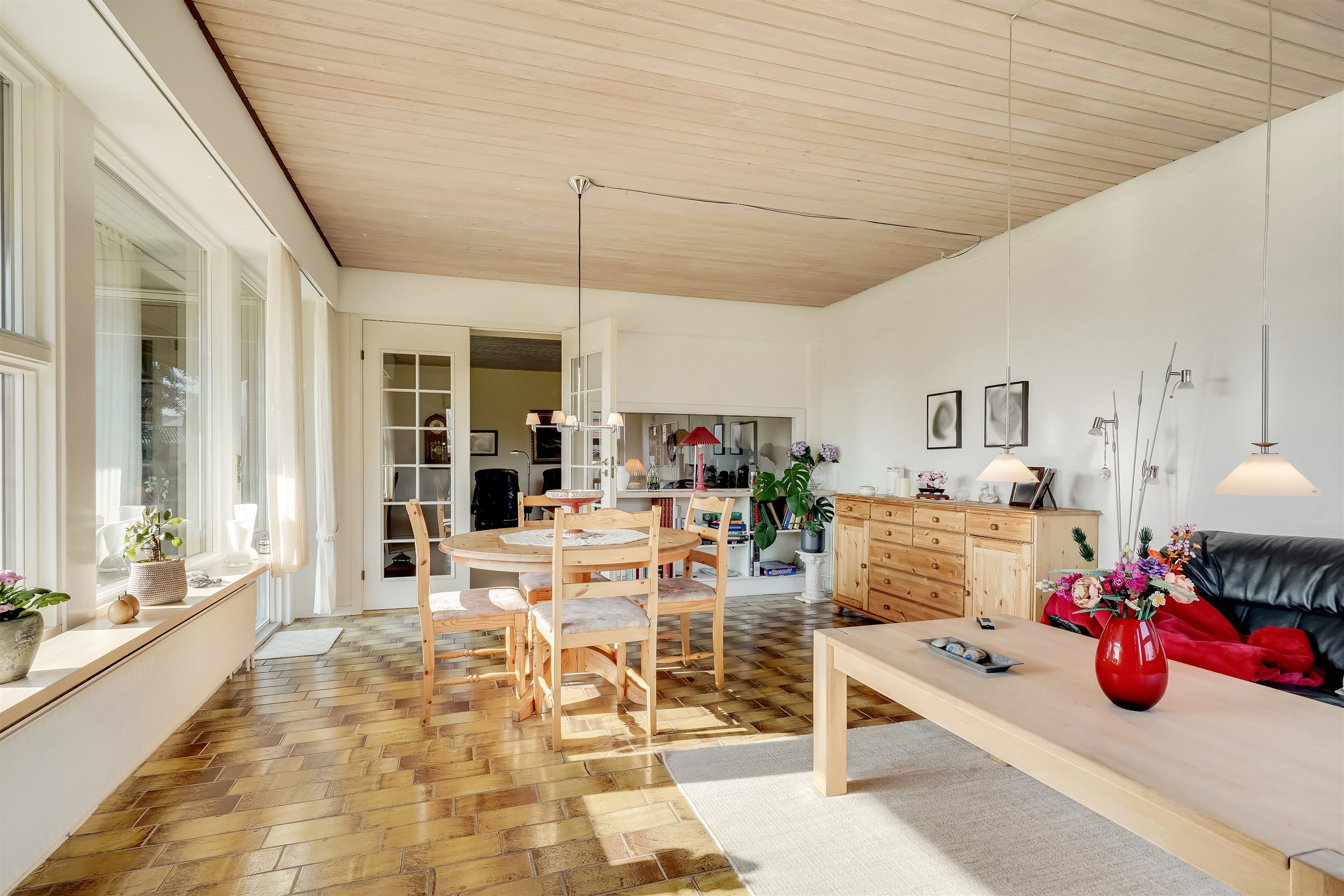 Fremhævet stue m/gulvvarme billede i fuldskærmstilstand. Billede af Hans Tausensvej 5, 6800 Varde