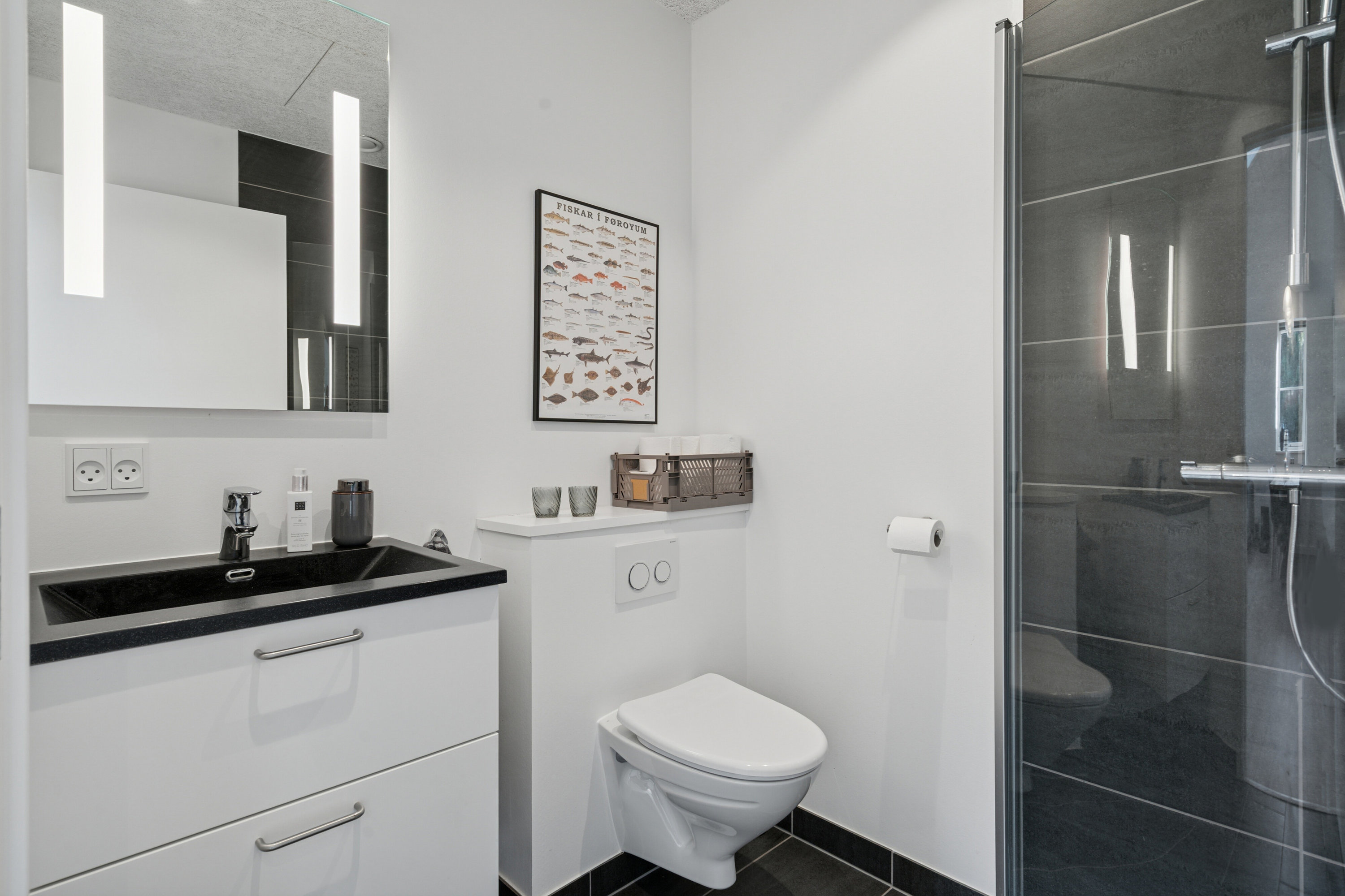 Fremhævet toilet billede i fuldskærmstilstand. Billede af Ahornvænget 3, Skovsø, 4200 Slagelse