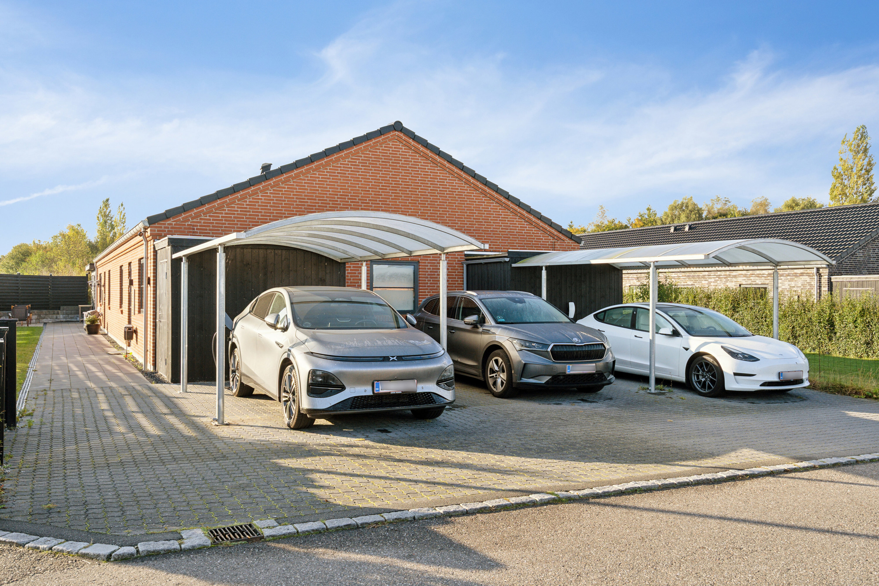 Fremhævet set fra vejen billede i fuldskærmstilstand. Billede af Ahornvænget 3, Skovsø, 4200 Slagelse