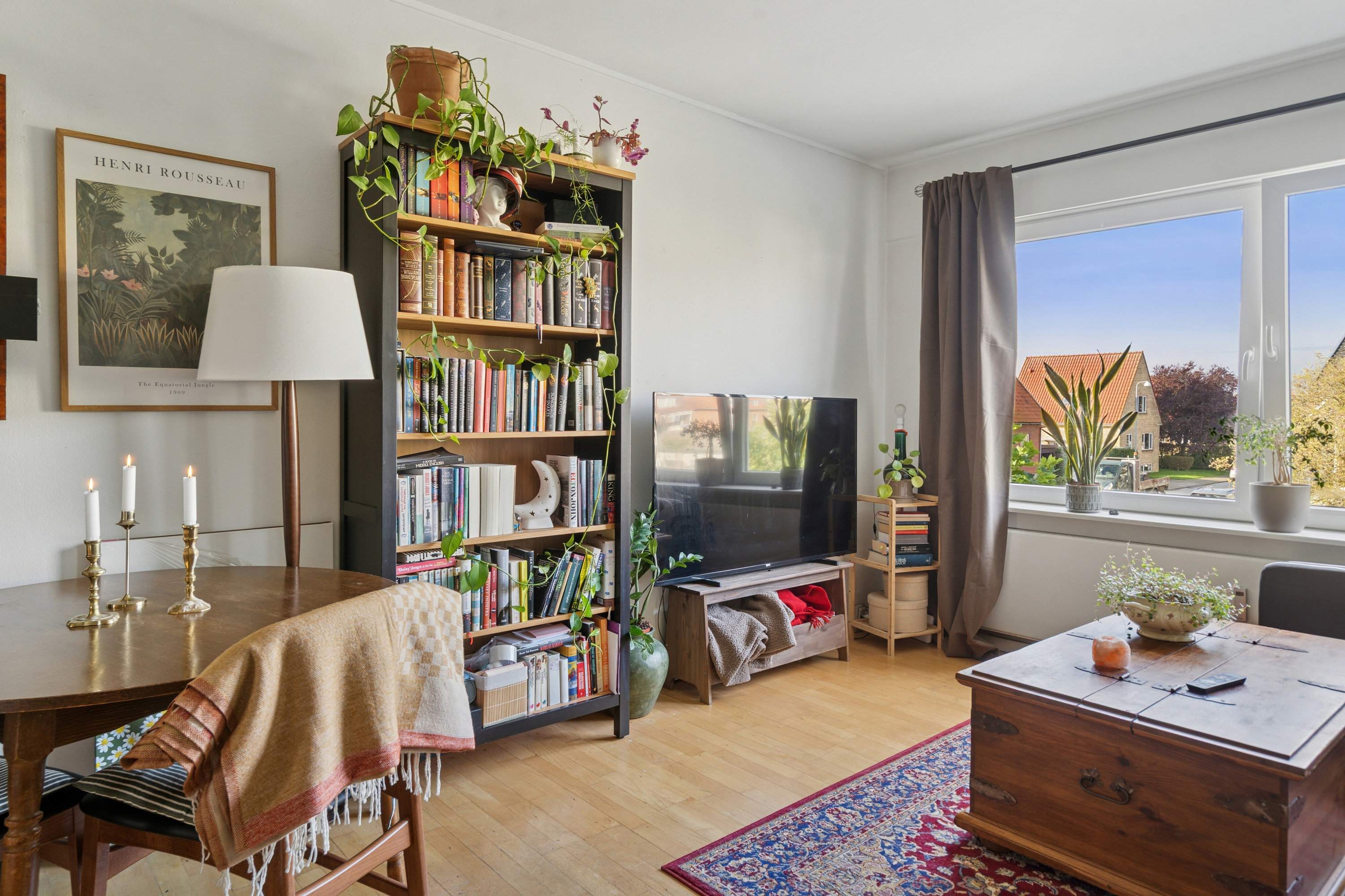 Fremhævet stue billede i fuldskærmstilstand. Billede af Hverringevej 1, 1. 17., 5230 Odense M