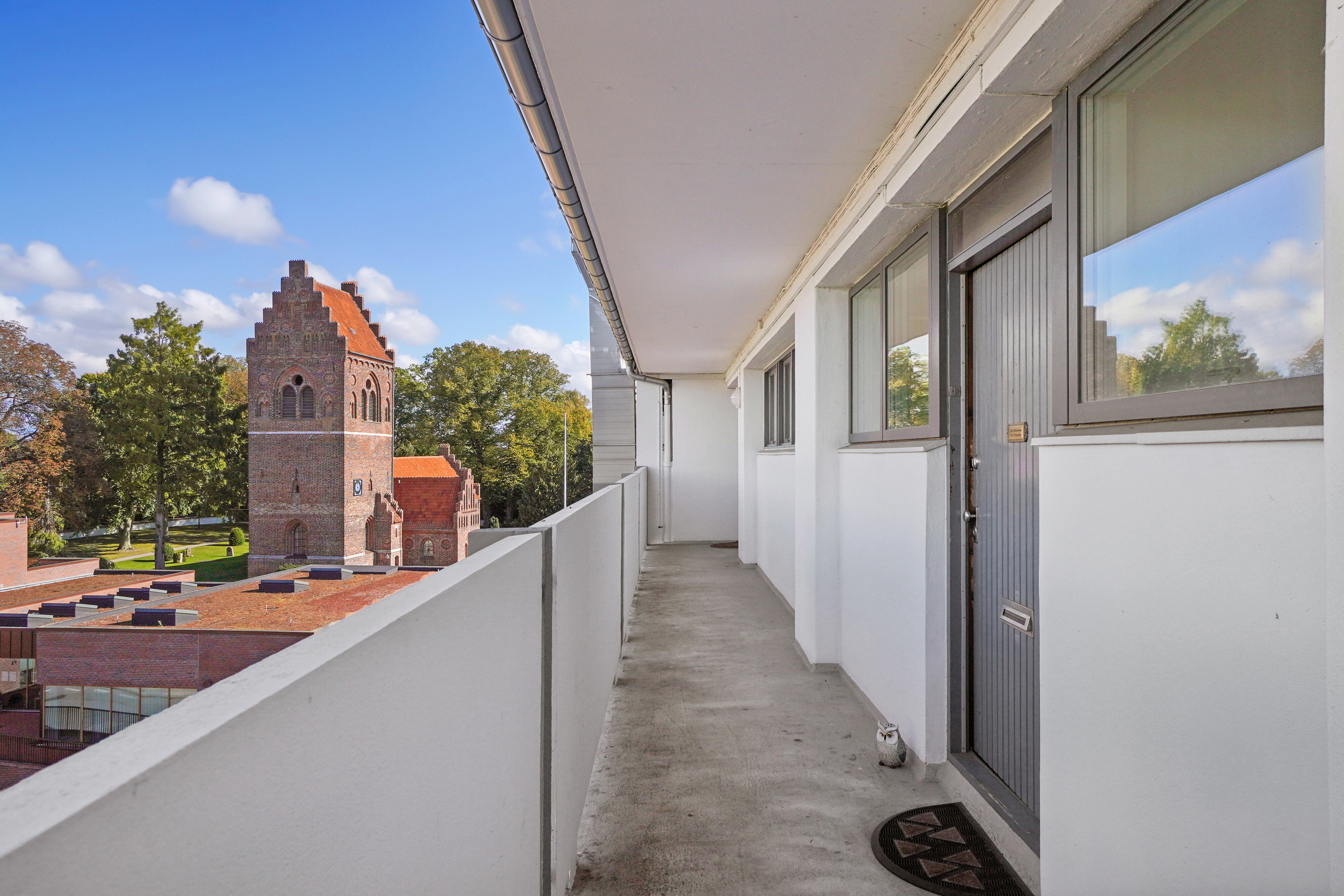 Fremhævet altan billede i fuldskærmstilstand. Billede af Hovedvejen 146, 4. b., 2600 Glostrup