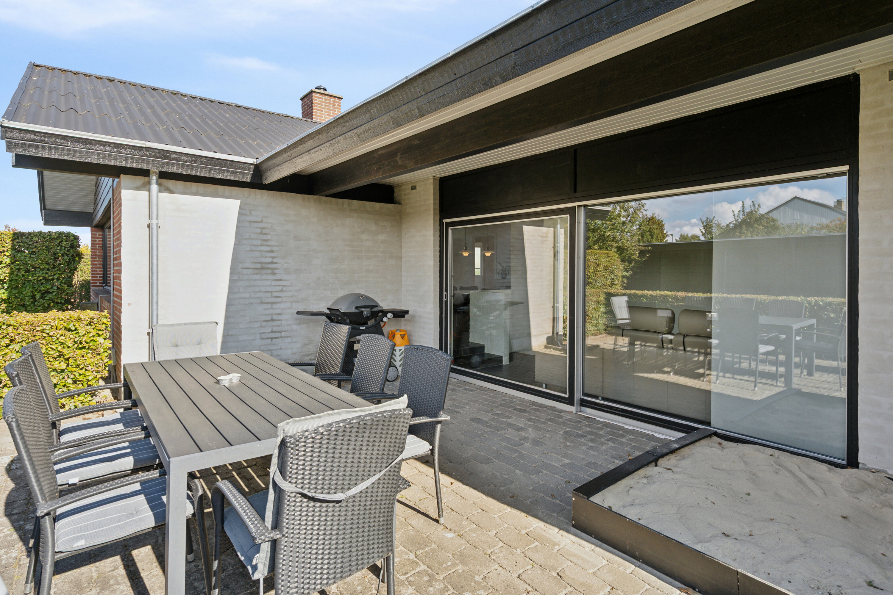 Fremhævet terrasse billede i fuldskærmstilstand. Billede af Gøgevej 19, 4130 Viby Sjælland