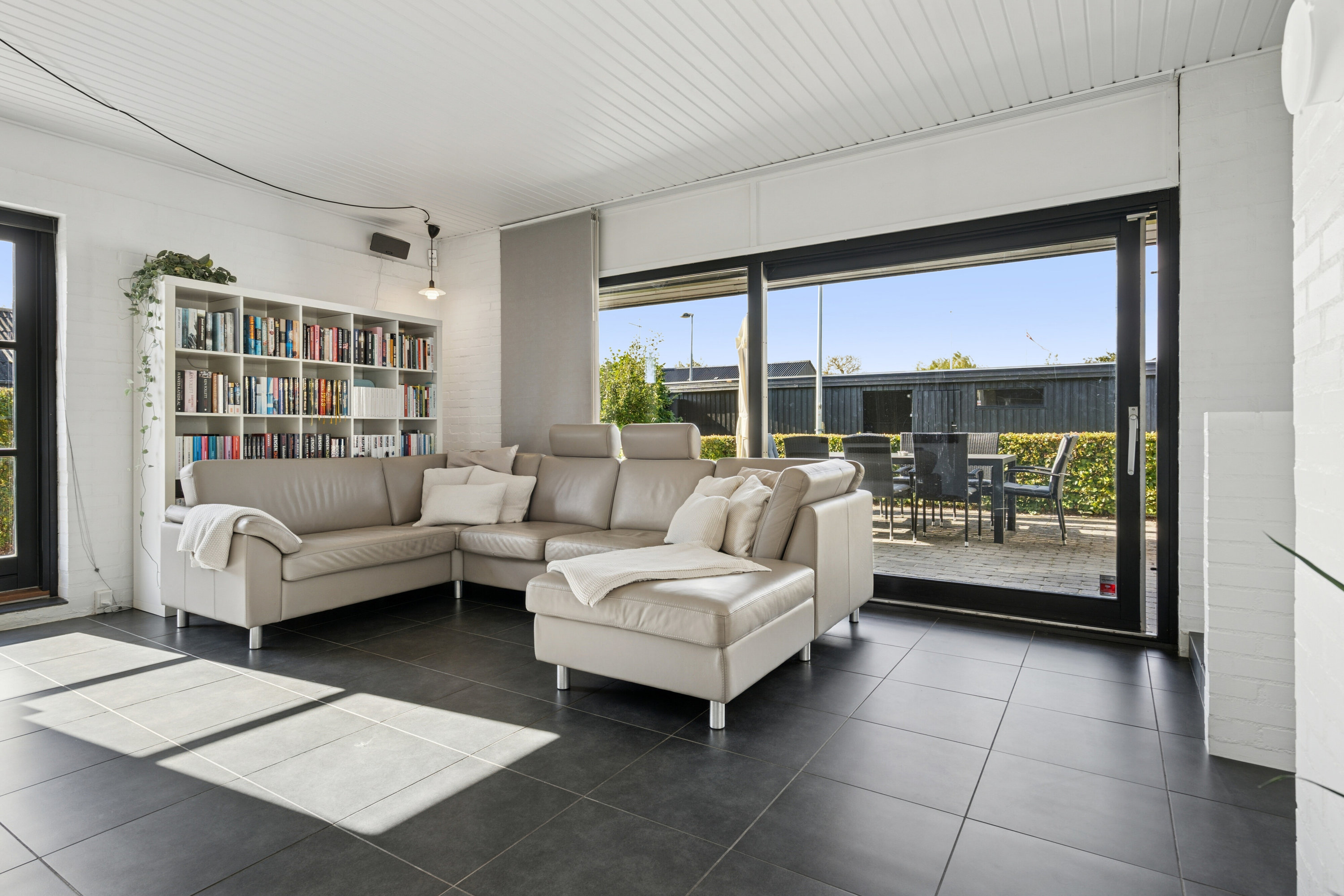 Fremhævet stue billede i fuldskærmstilstand. Billede af Gøgevej 19, 4130 Viby Sjælland