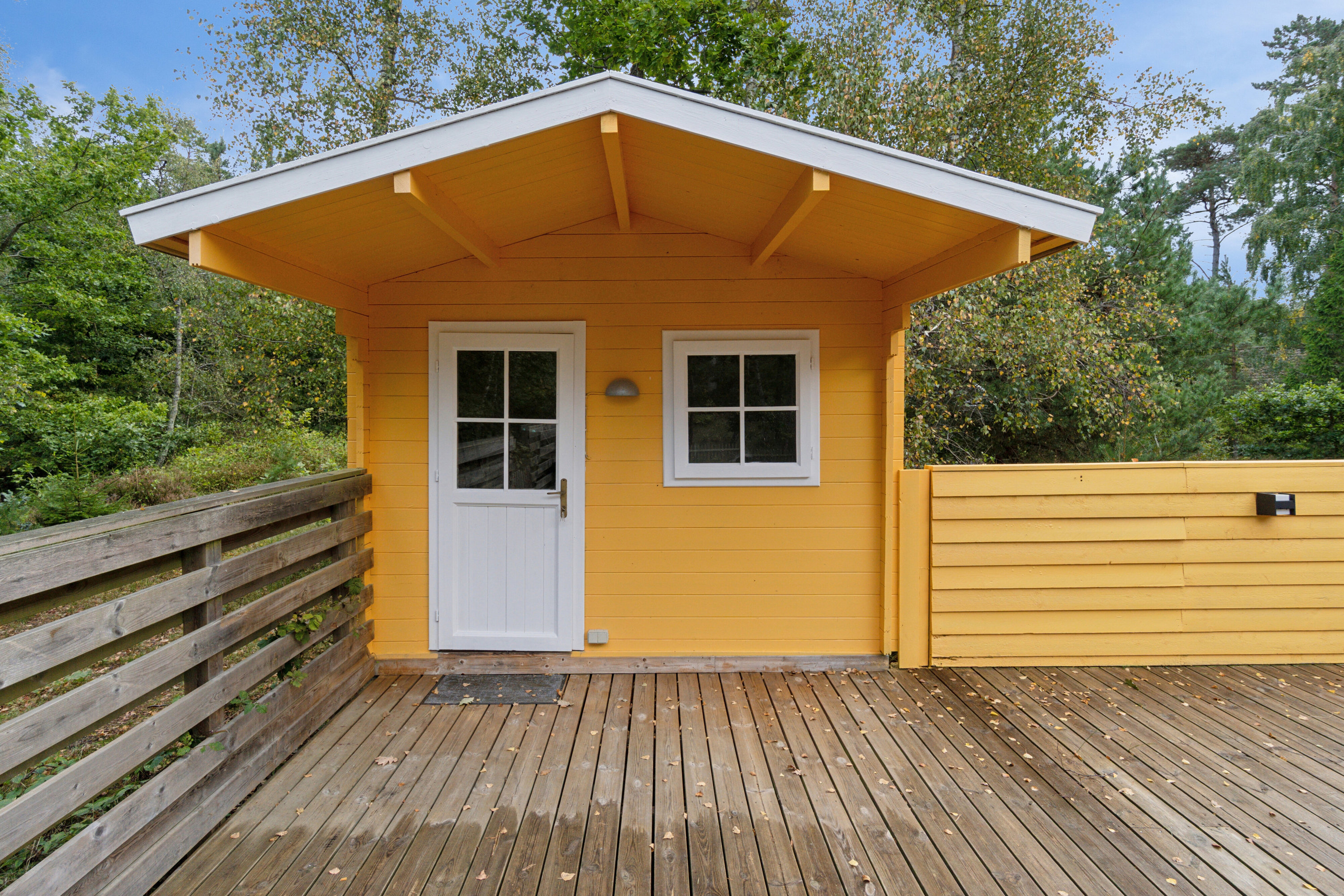 Fremhævet udendørs billede i fuldskærmstilstand. Billede af Pilegårdsvejen 13, Poulsker, 3730 Nexø