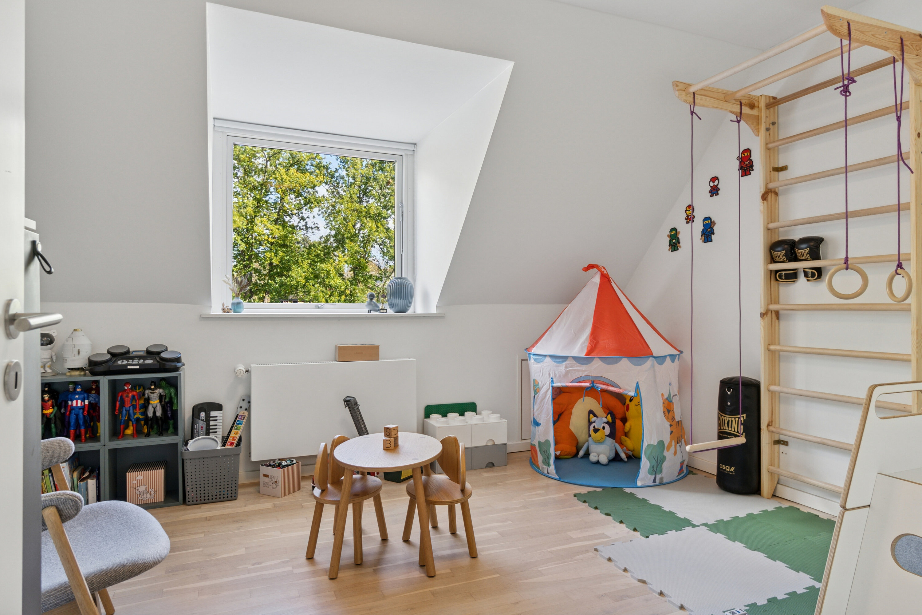 Fremhævet børneværelse billede i fuldskærmstilstand. Billede af Brandholms Alle 48A, 2610 Rødovre