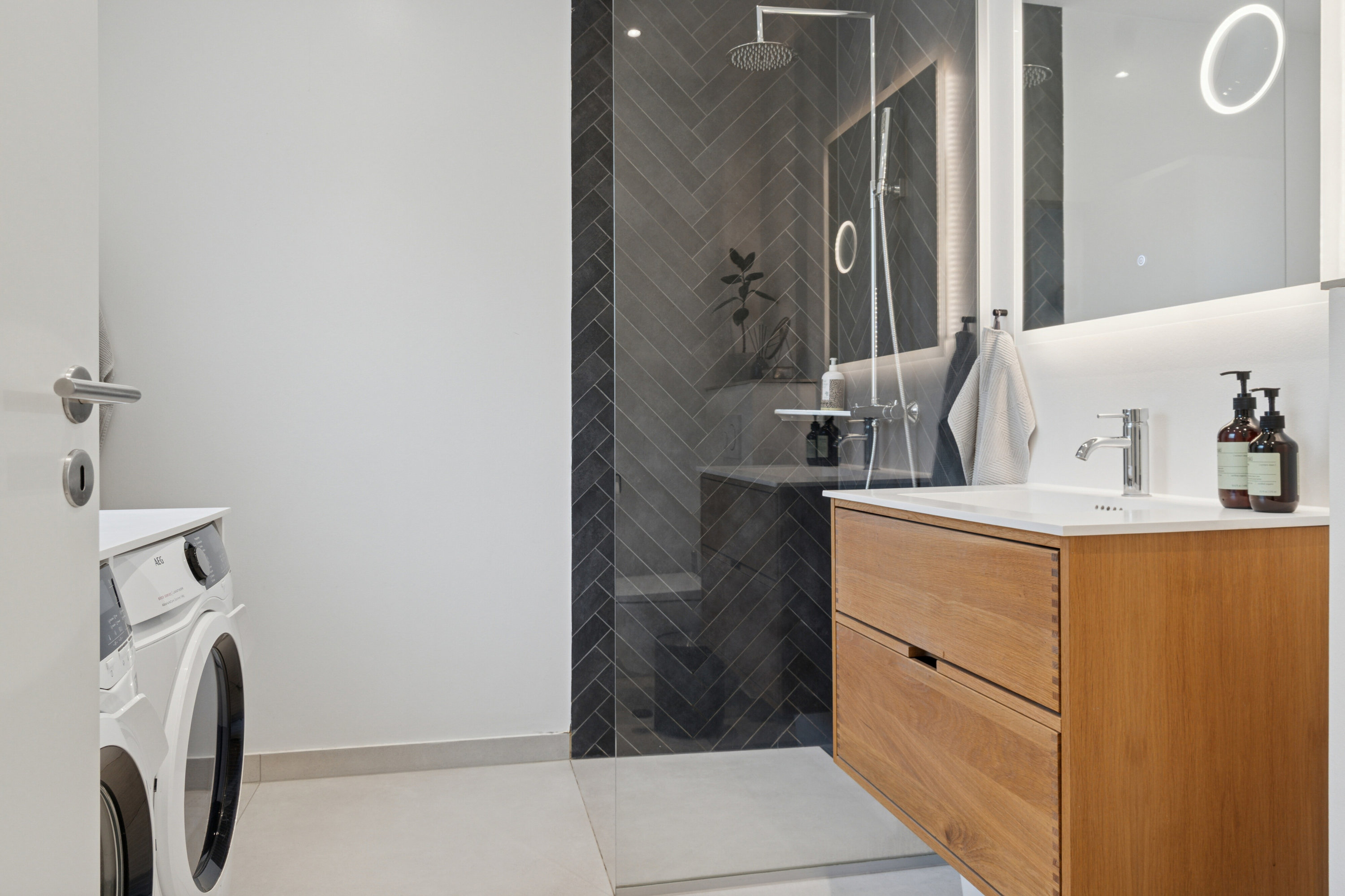 Fremhævet badeværelse billede i fuldskærmstilstand. Billede af Brandholms Alle 48A, 2610 Rødovre