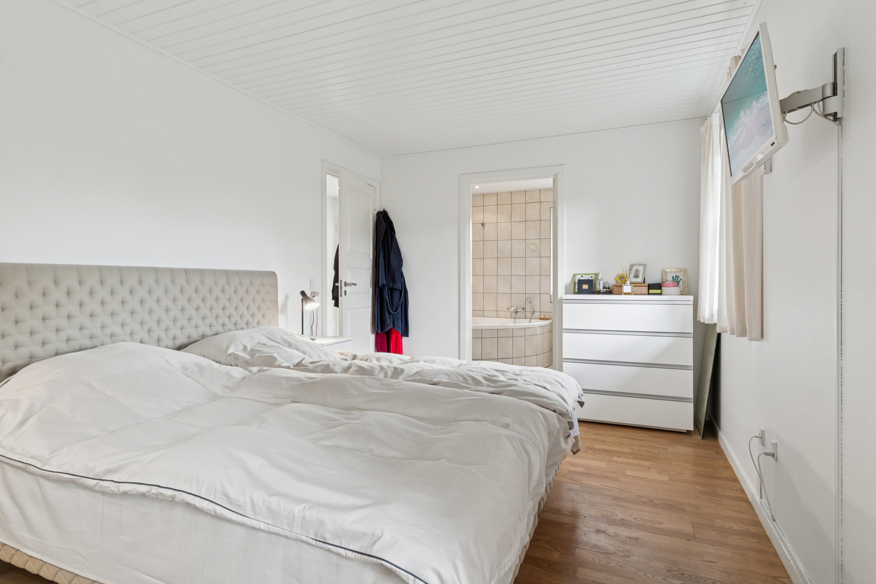 Fremhævet soveværelse billede i fuldskærmstilstand. Billede af Bjergbakkevej 168, 2600 Glostrup