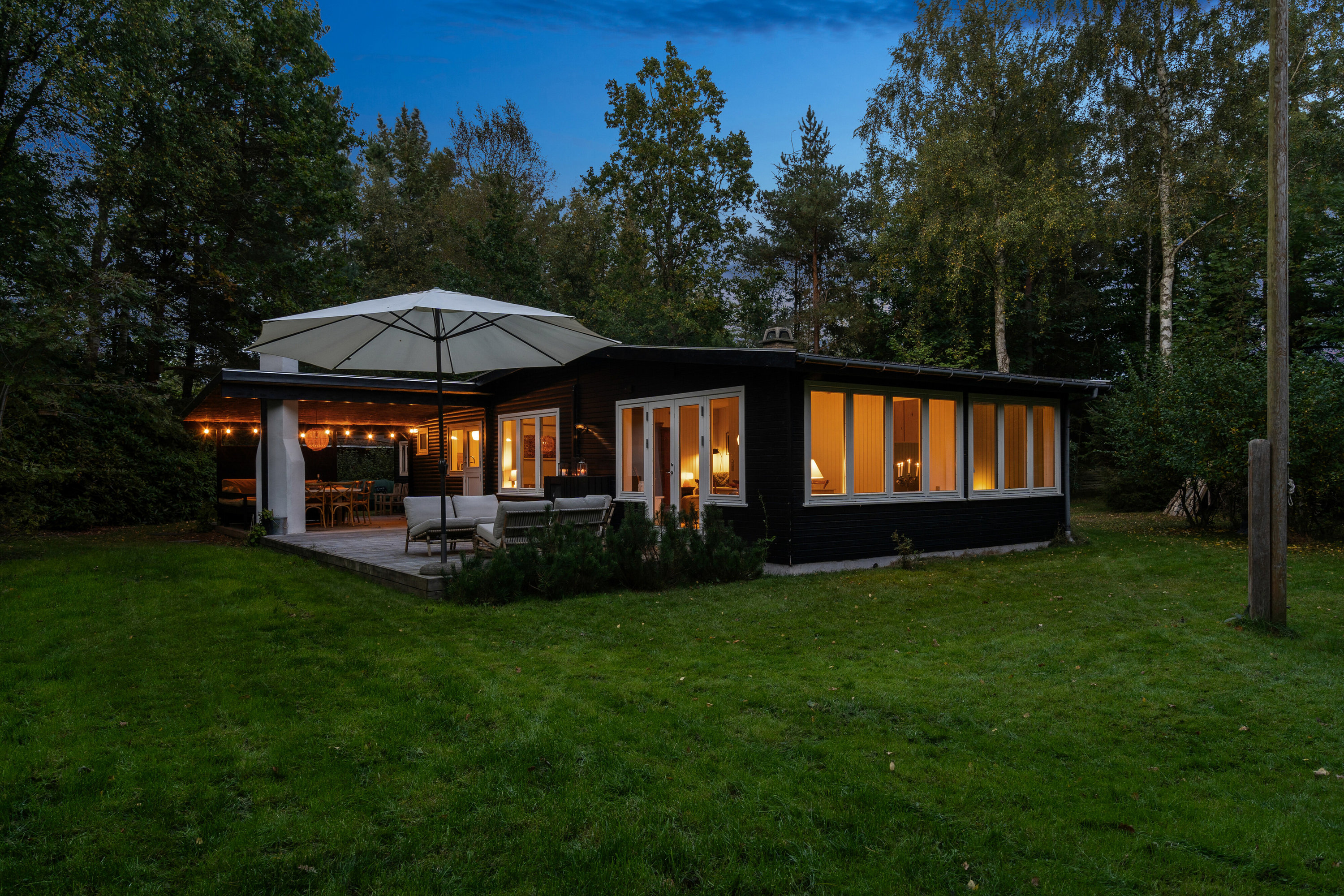 Fremhævet set fra haven billede i fuldskærmstilstand. Billede af Holger Andresens Vænge 11, 4581 Rørvig