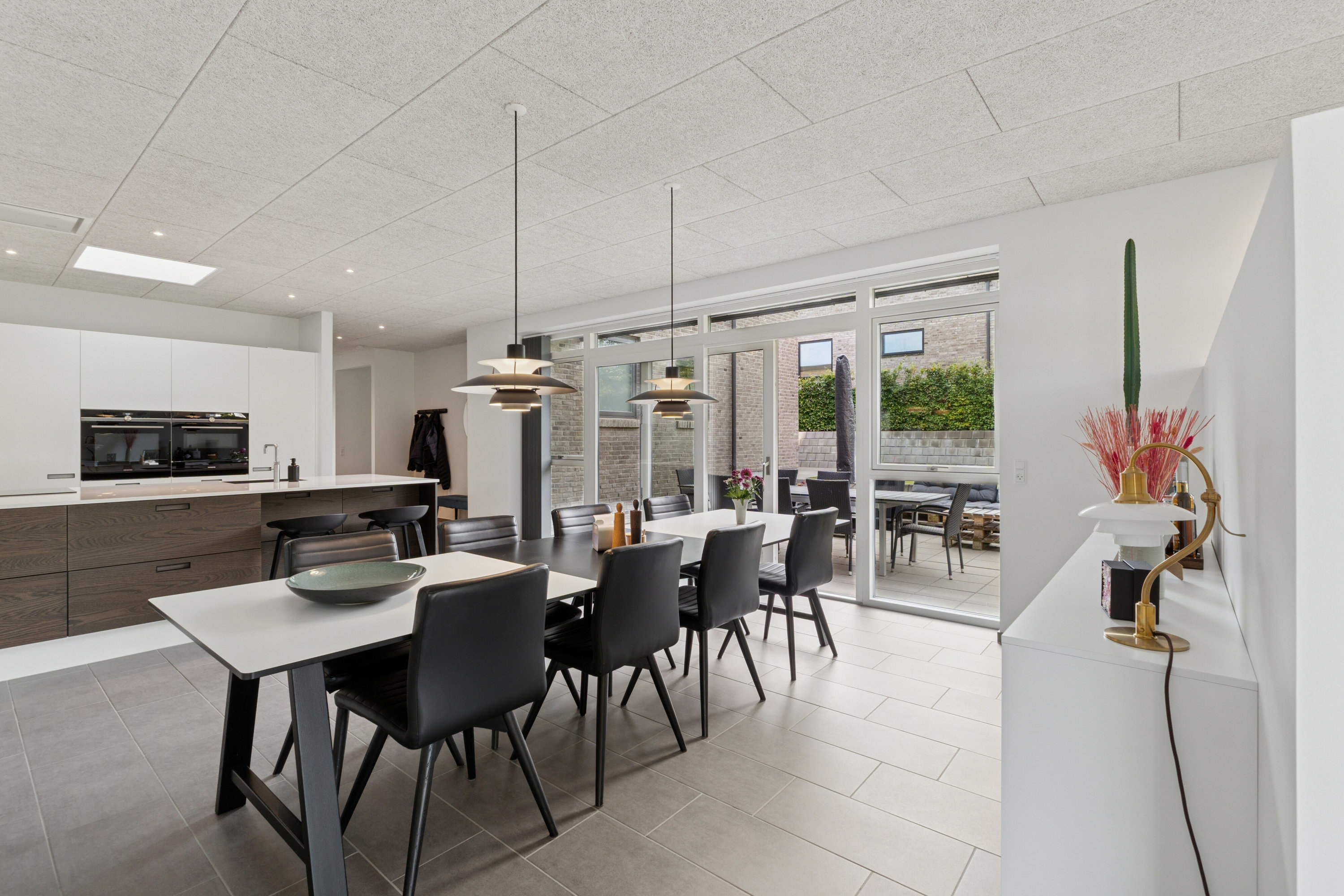 Fremhævet spisestue billede i fuldskærmstilstand. Billede af Gubsøhøjen 15, 8600 Silkeborg