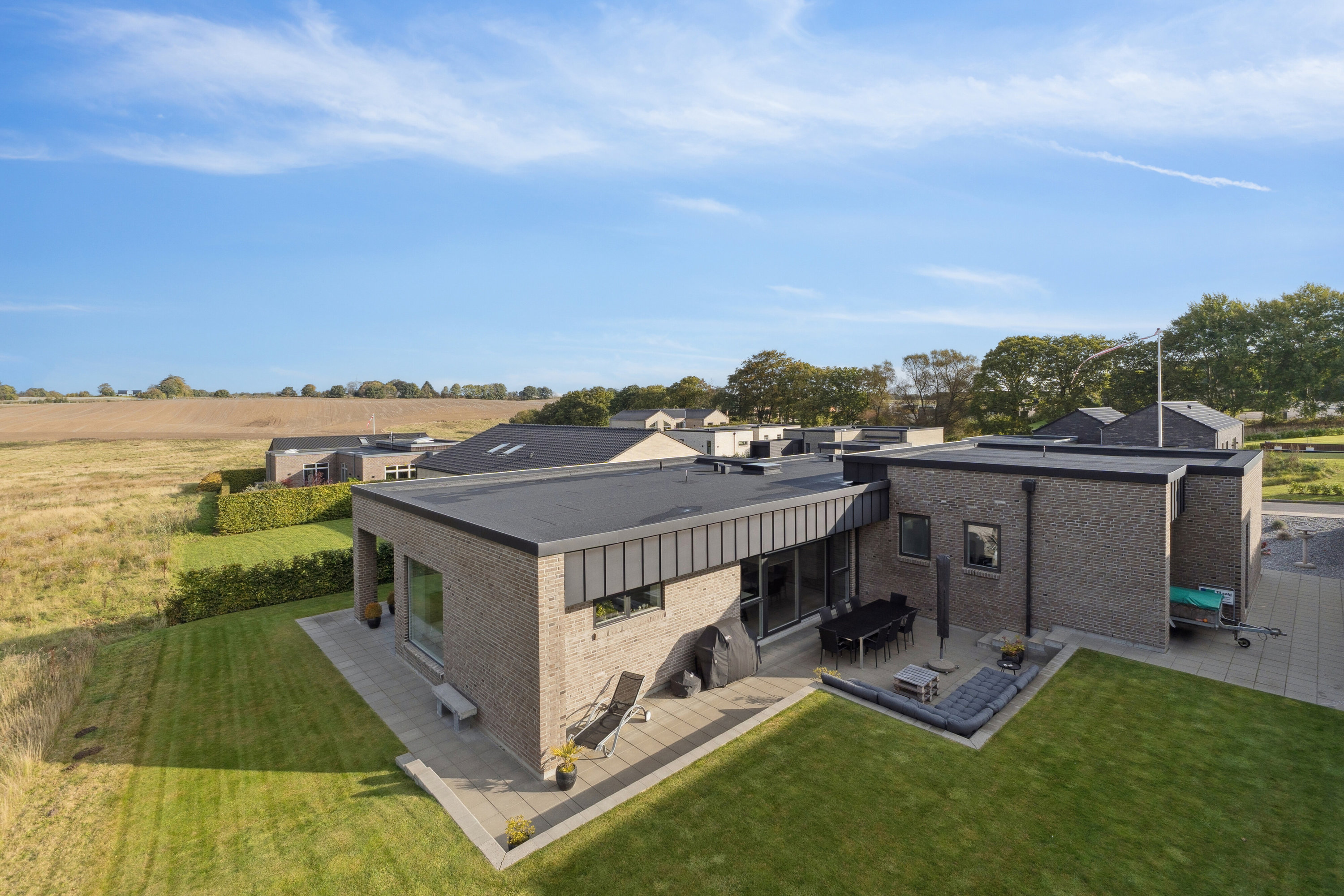 Miniaturebillede 1: set fra haven. Billede af Gubsøhøjen 15, 8600 Silkeborg